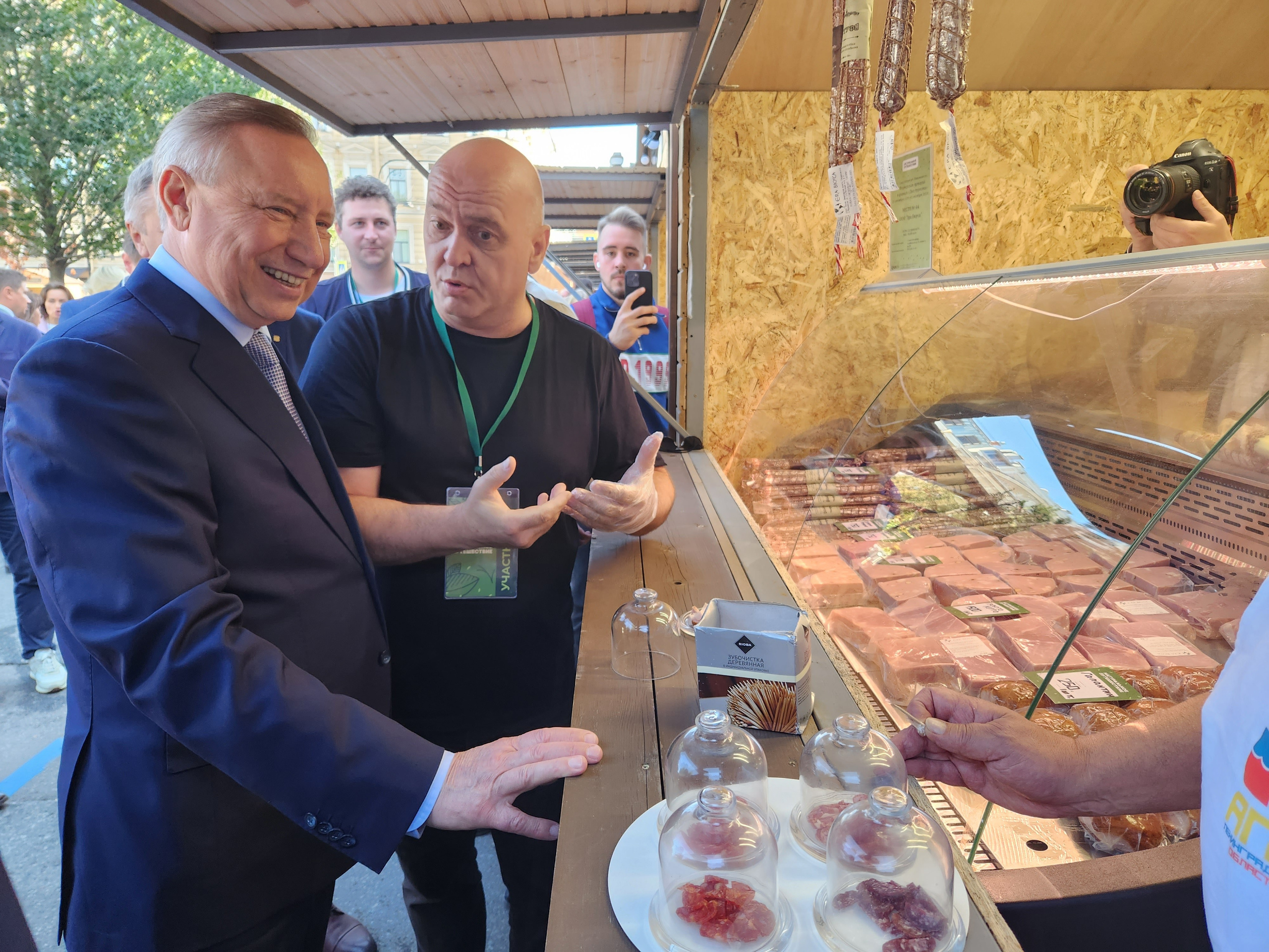 #Репортажные фото. Рилс, тв, фуд фото, стилистика, видео и продакшн. Организация съёмок для ресторанов и брендов. Вкусно, эстетично, профессионально