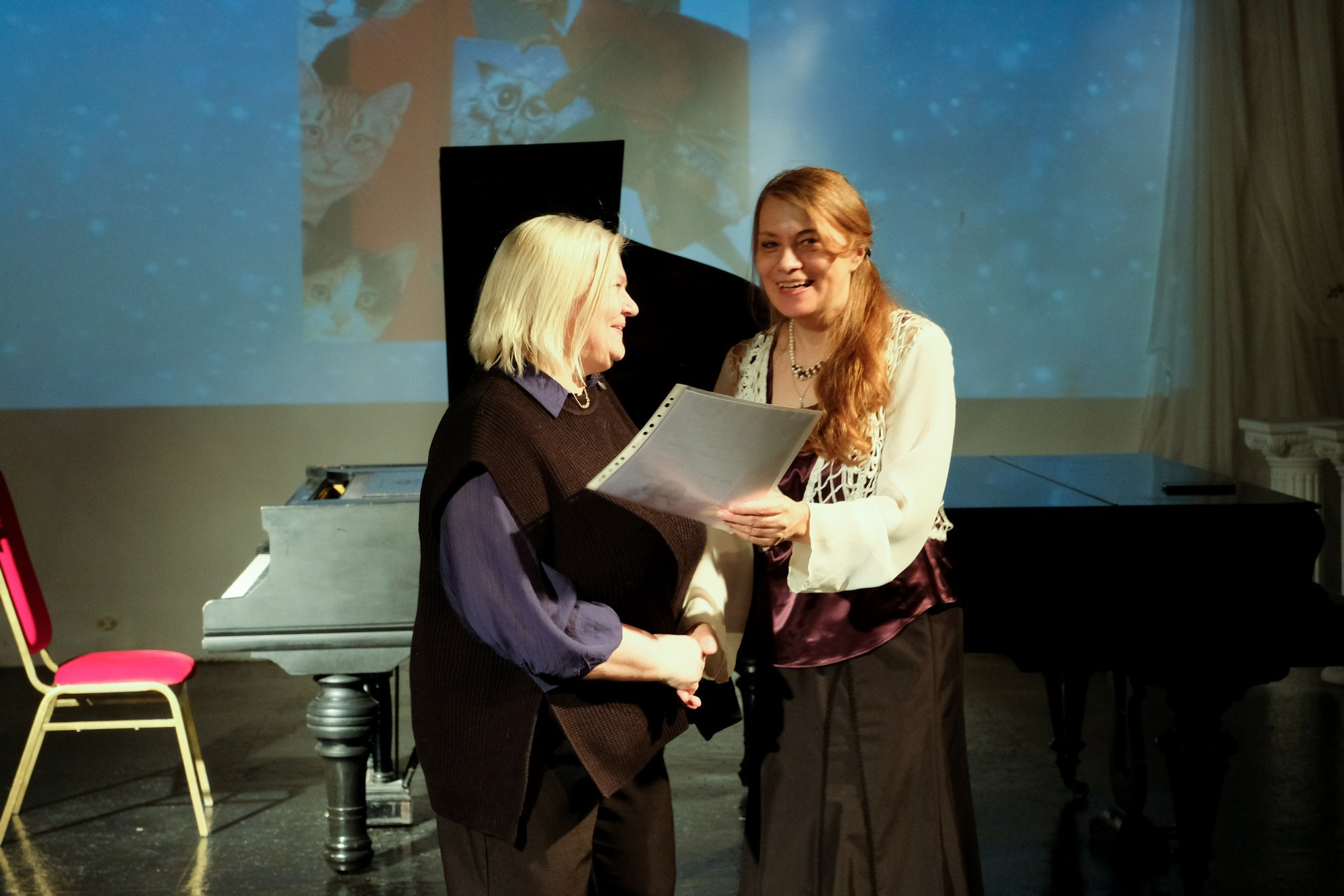 «ПитерКот» ежегодная выставка работ художников. Дом Шрёдера