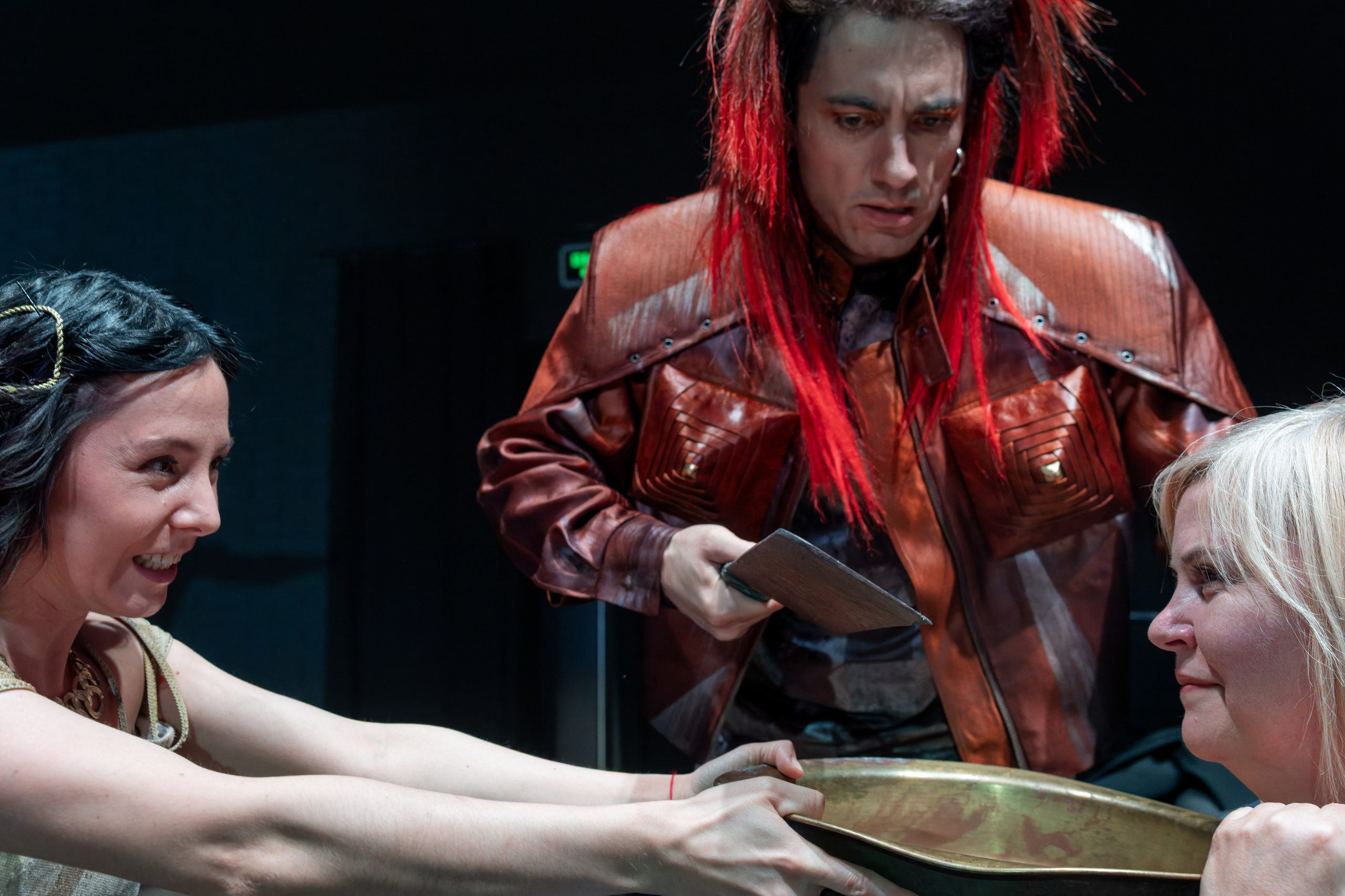 Театр Шалом: Лисистрата. Сайт фотографа Сергея Абрамова