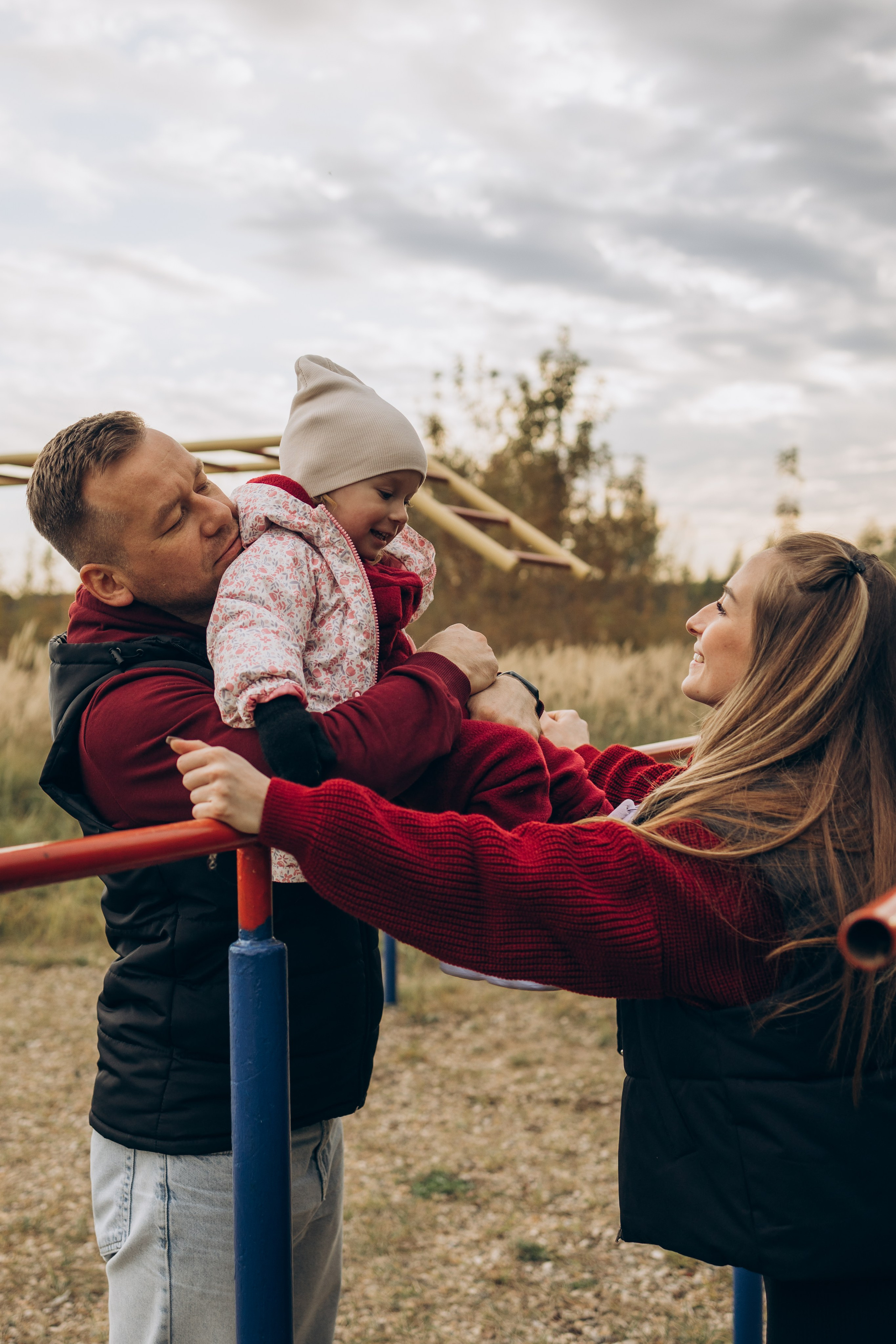 Летучий змей-семейная (4.10.2025 г.) г. Жуков (Калужская обл.). Надежда Стар семейный и церковный фотограф в Жукове и Калужской области