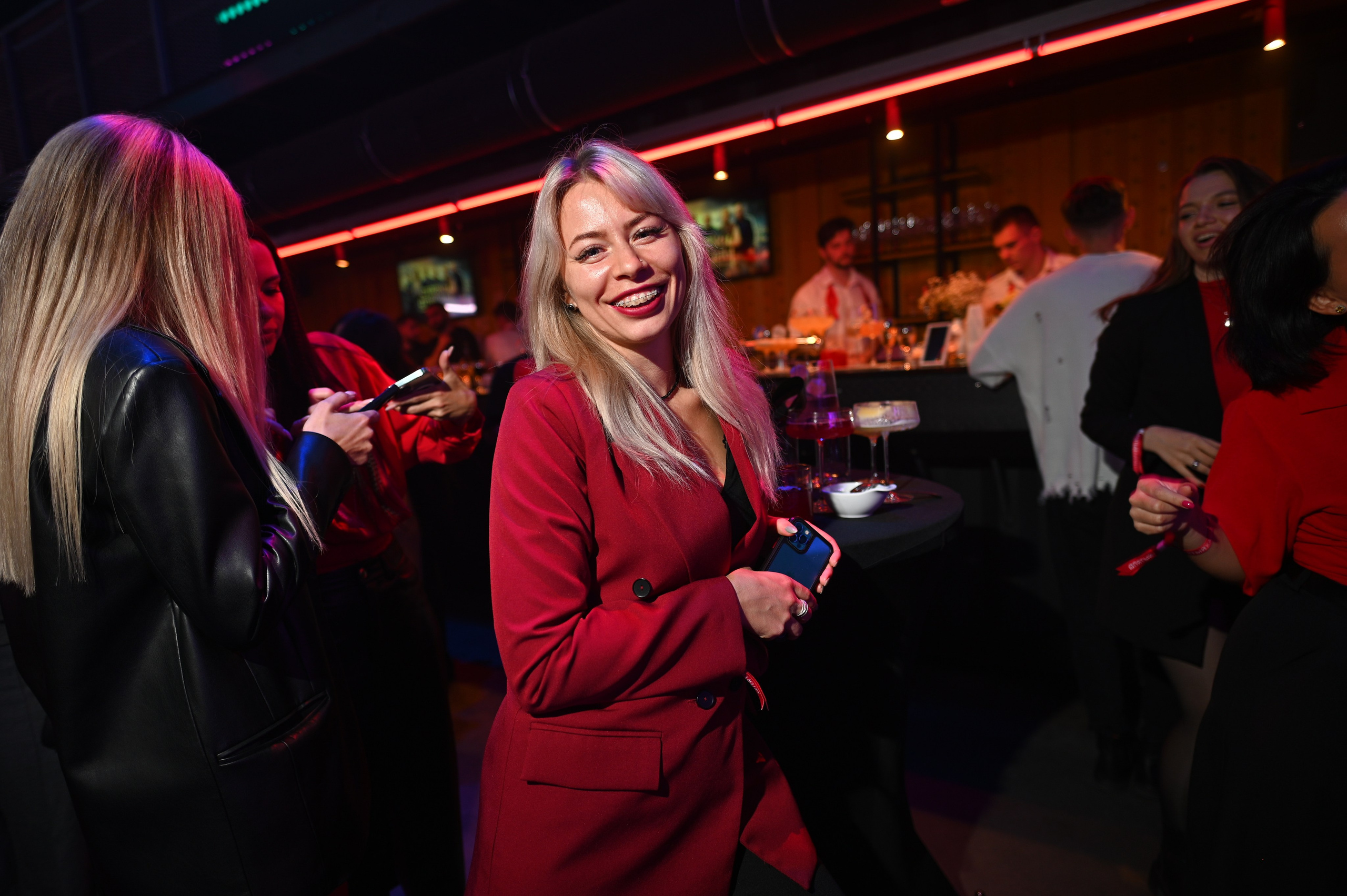 Презентация Пятого канала 01.10.2024. EVEREST PHOTO REPORT