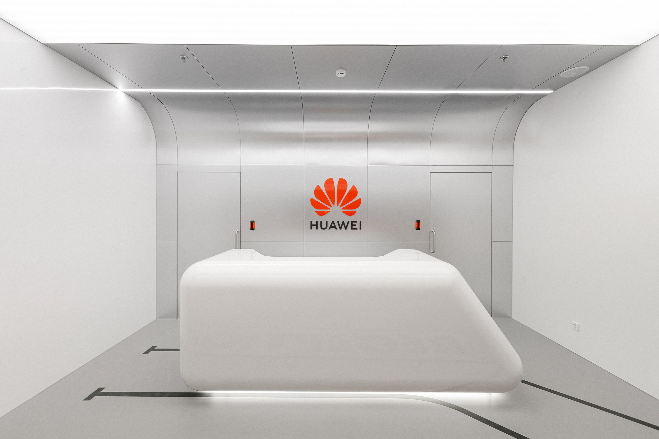 Офис HUAWEI. Профессиональный фотограф в Новосибирске