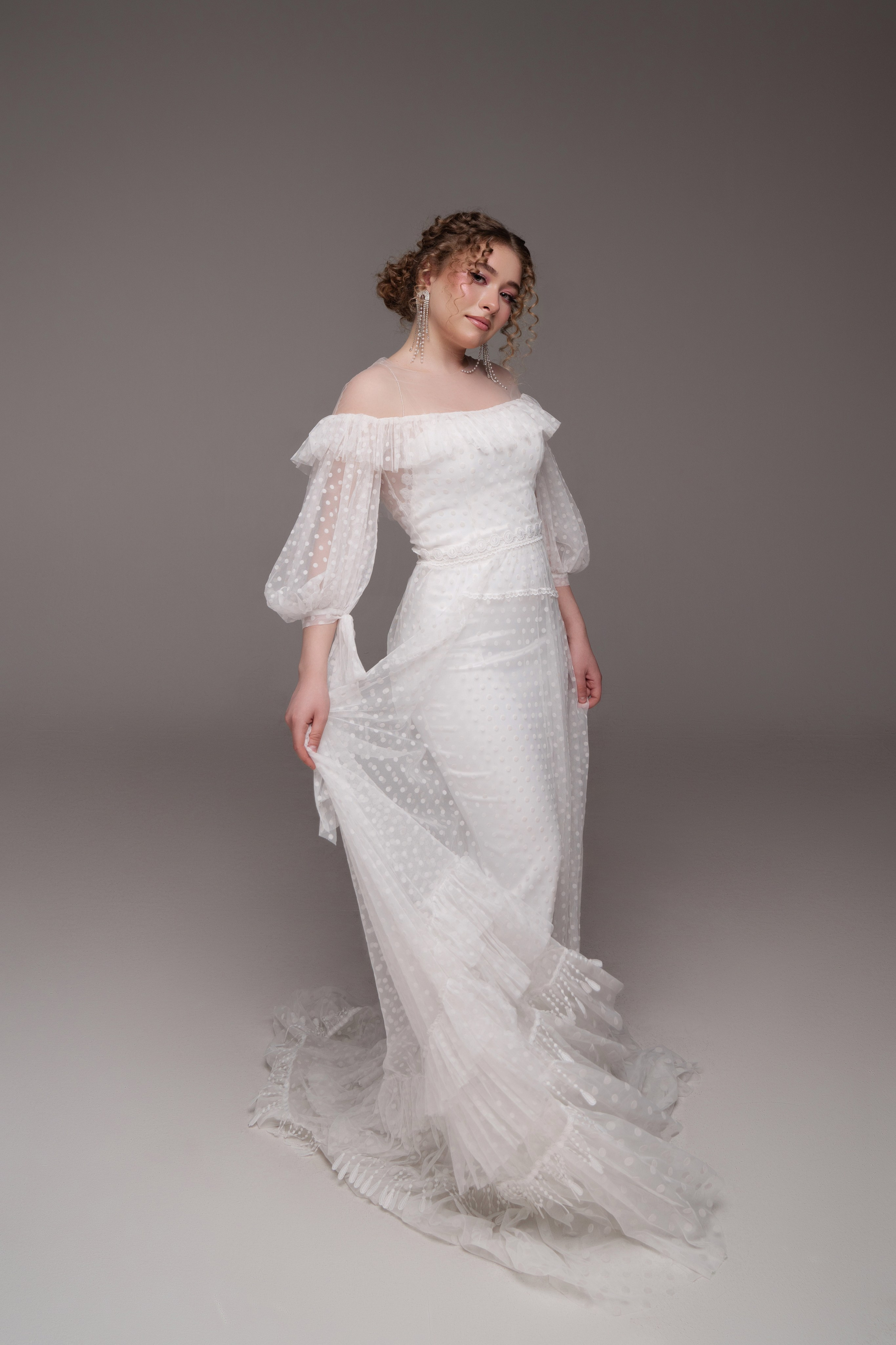 Платья. Оксана Волик фотограф в Архангельске. Аренда фотостудии White Studio