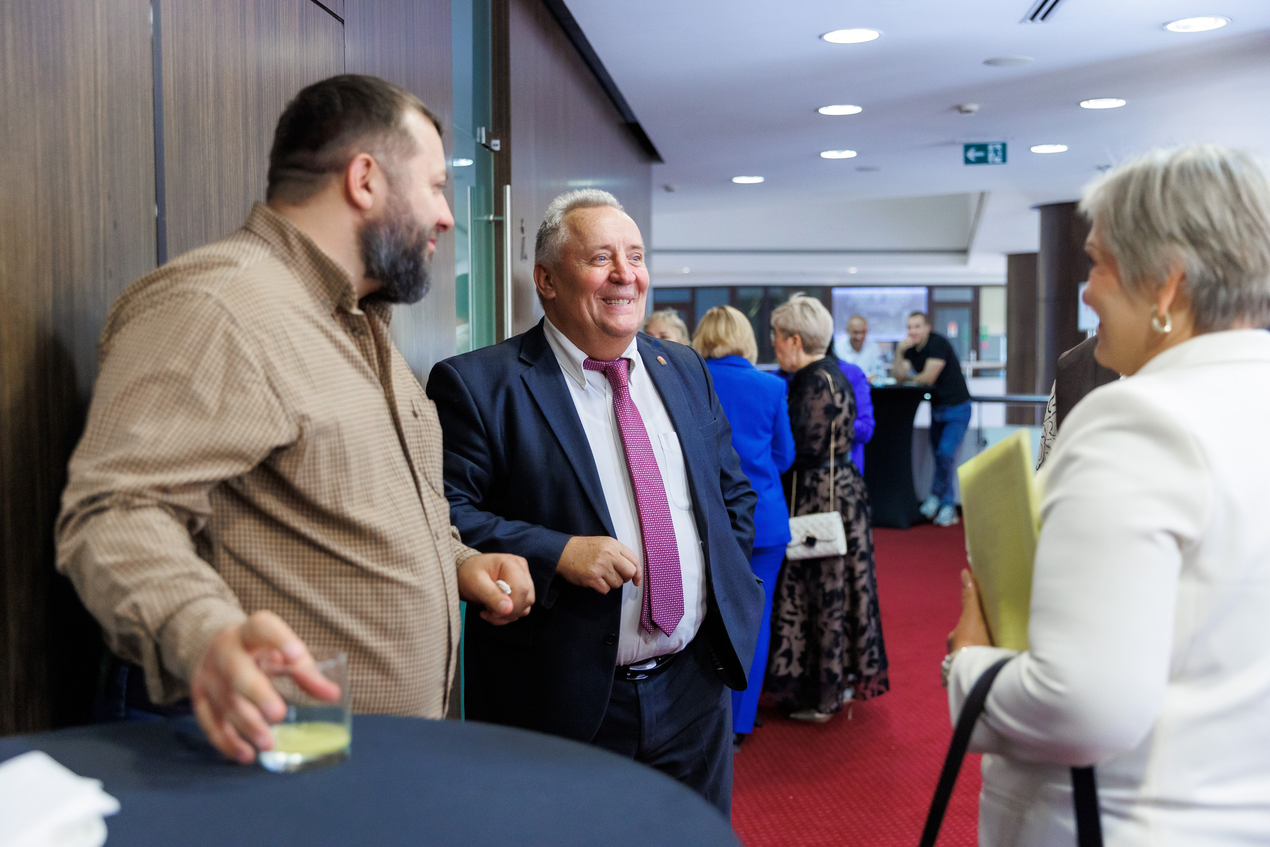 Конференция Молдова. Фотосъёмка для бизнеса — предметное фото, репортаж с мероприятий, портреты людей, съёмка интерьера и экстерьера