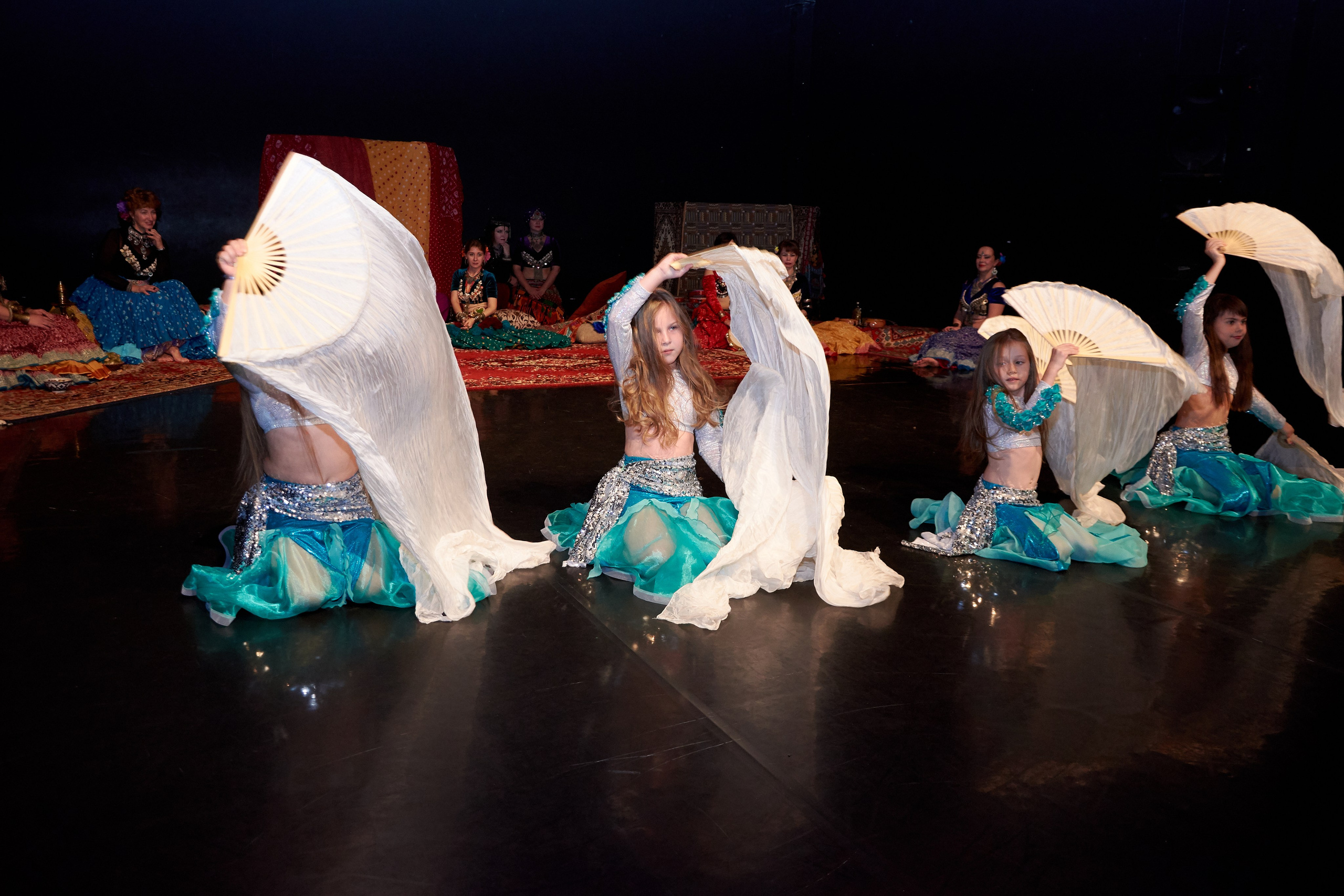 Город танцующего народа. Ольга Чёкотова (Фотограф Кострома)