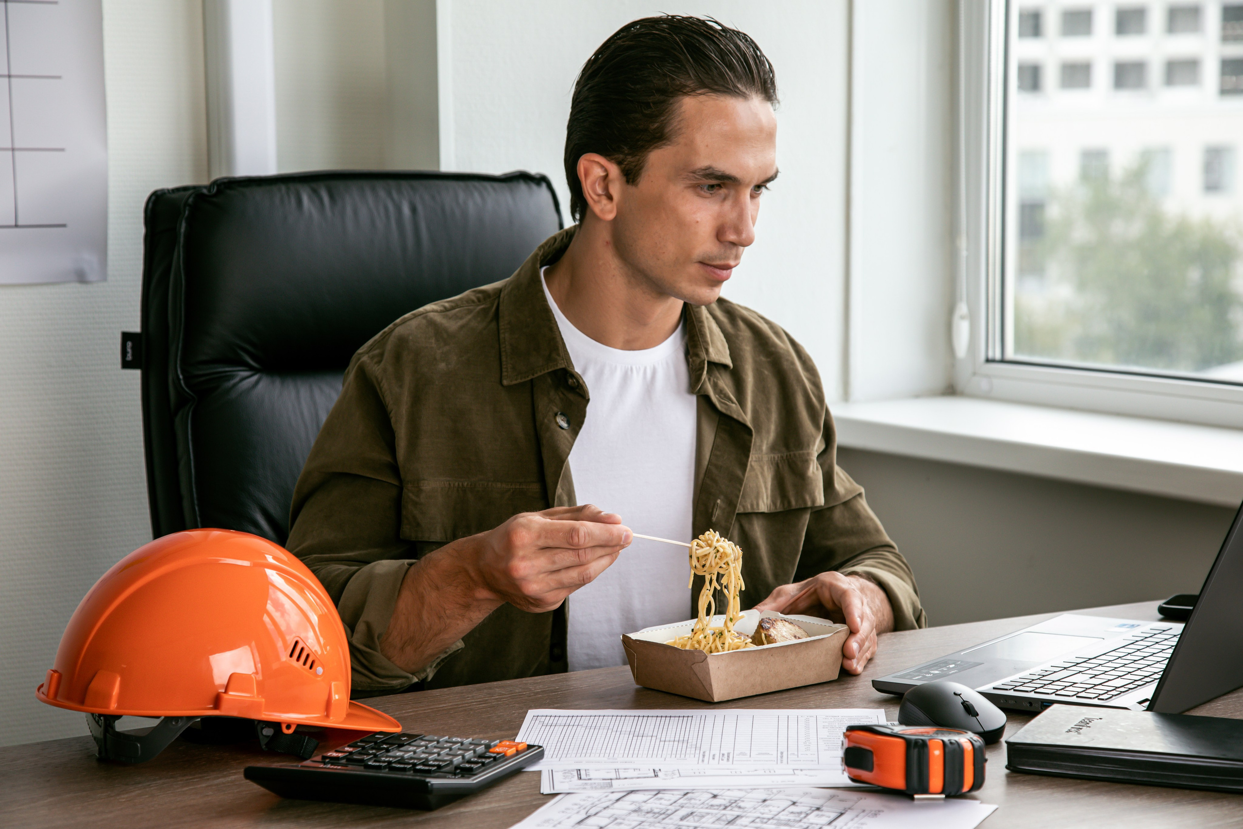 Ложка ру. Фудфотограф, фудстилист и сет дизайнер в Москве Алена Синицына