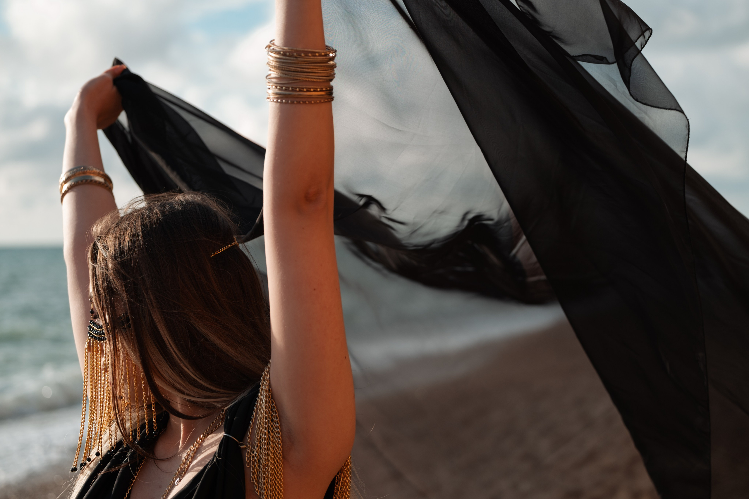 Арабская Эстетика. Профессиональная фотосъемка в Крыму. Натуральные эмоции и живые кадры. Забронируйте дату прямо сейчас!