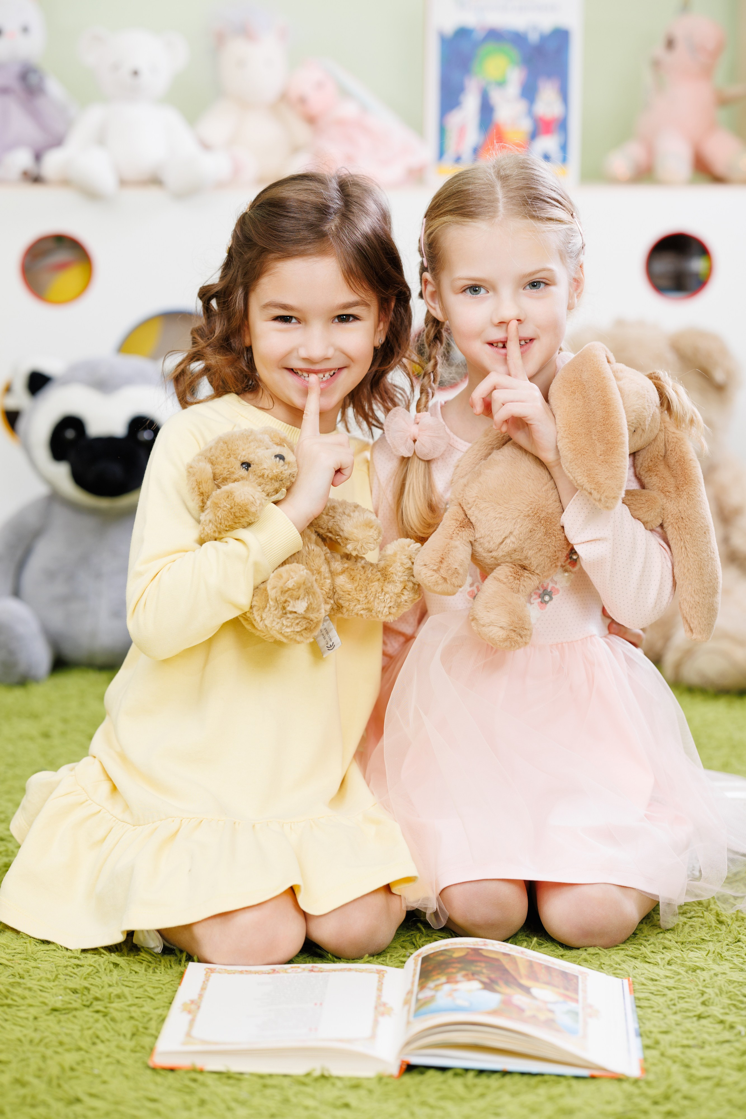 Группа, физкультура. Выпускные альбомы в Москве FOTOVMESTE