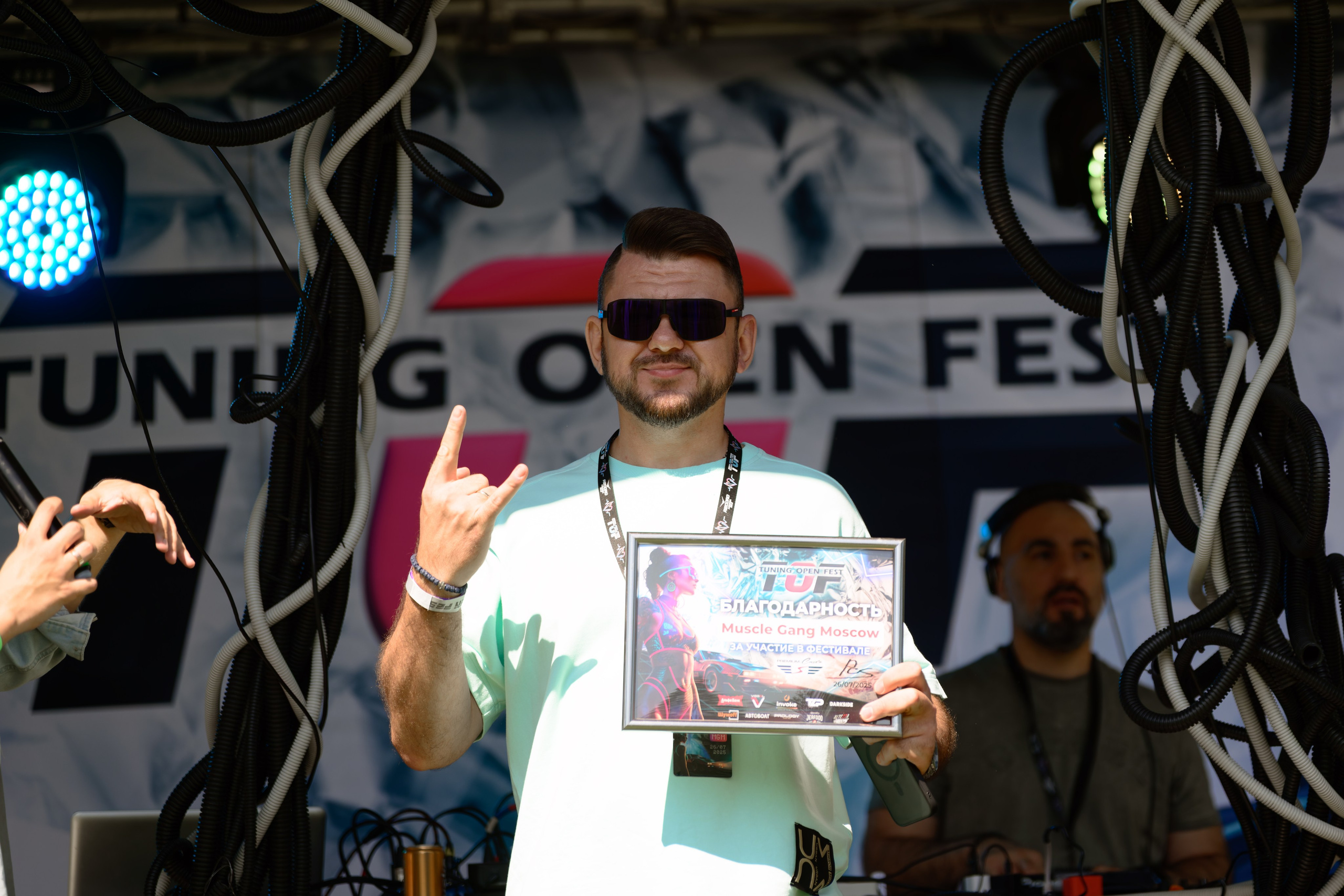 Tuning Open Fest 2025. Авто и мотоспорт — фотограф Антон Медведев iCoguar