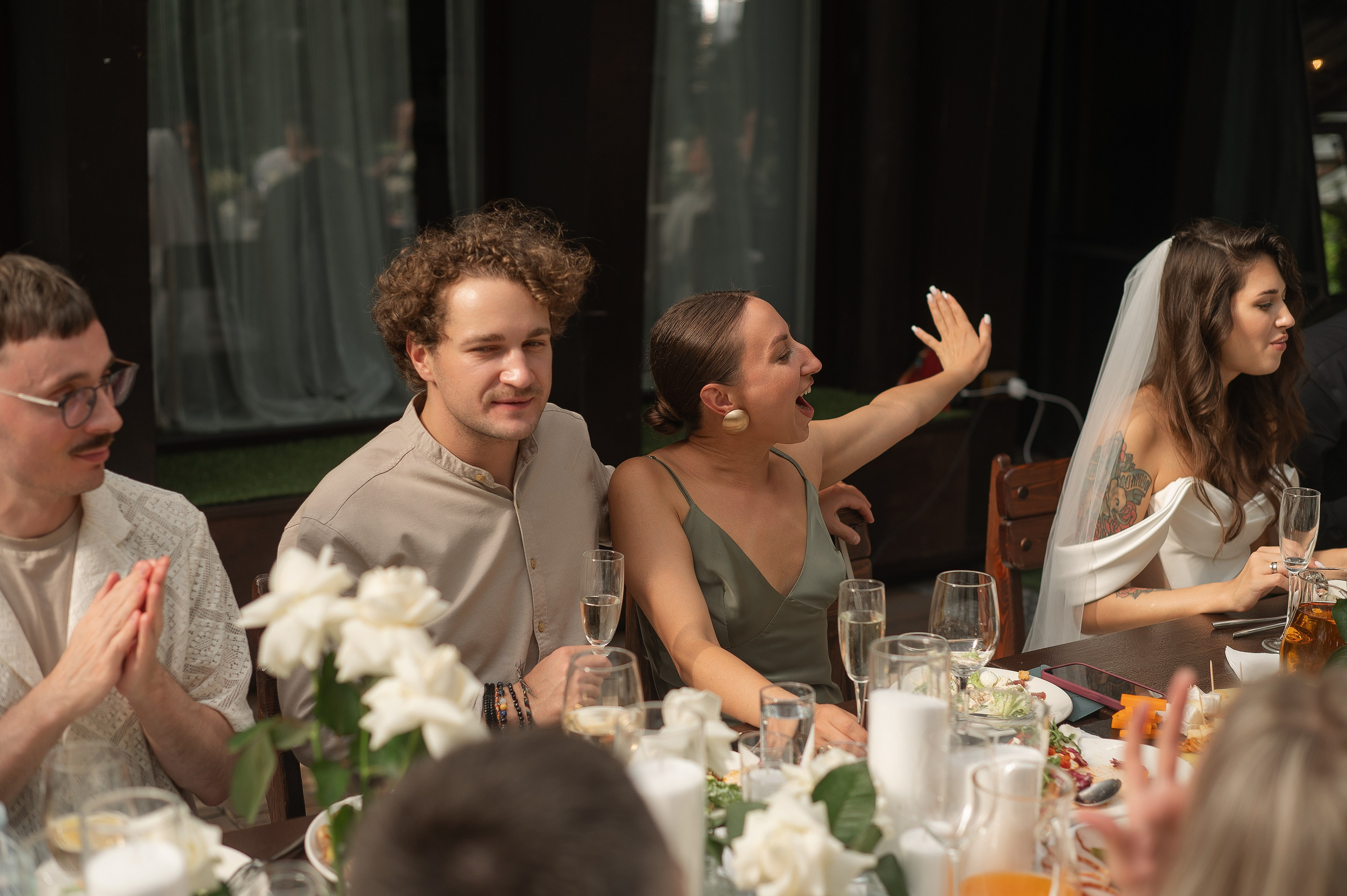 Динамичная свадьба где гости были активными участниками праздника. Свадебный фотограф в Ярославле Денис Медоваров