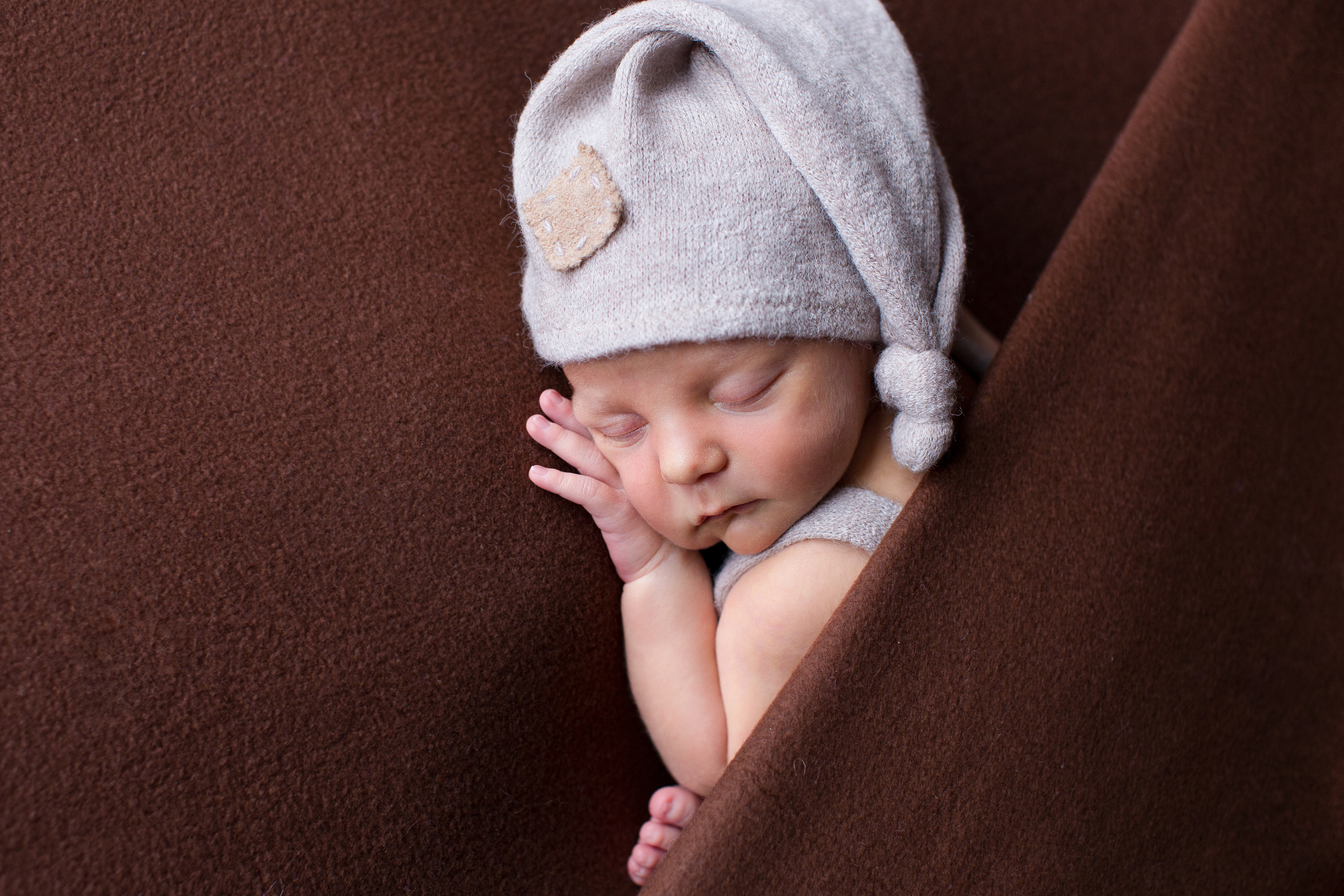 Съёмка новорождённых малышей на дому. Главная