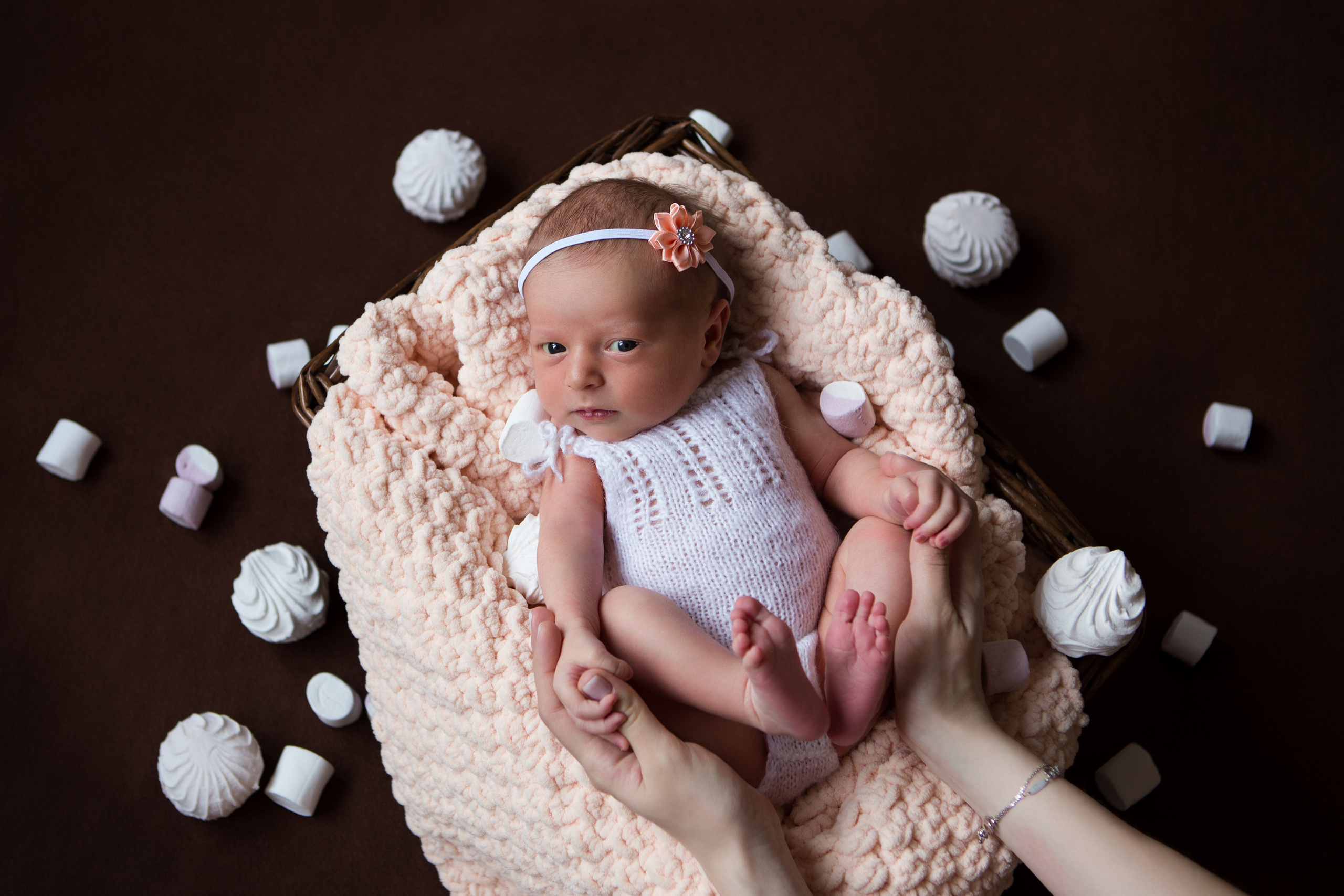 Съёмка новорождённых малышей на дому. Главная