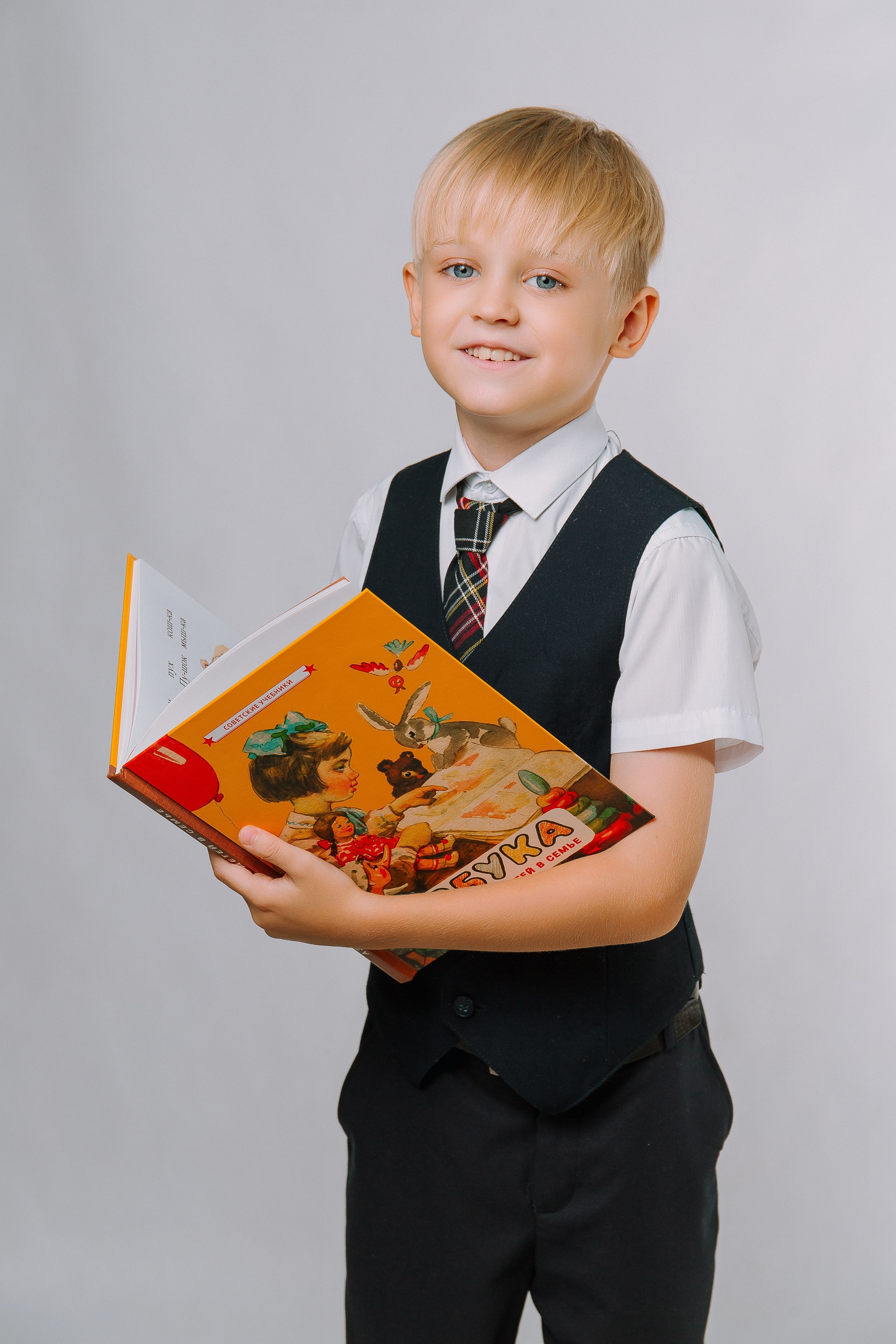 Портреты начальная школа. Выпускные альбомы Натальи Бутко: Новороссийск, Анапа, Геленджик