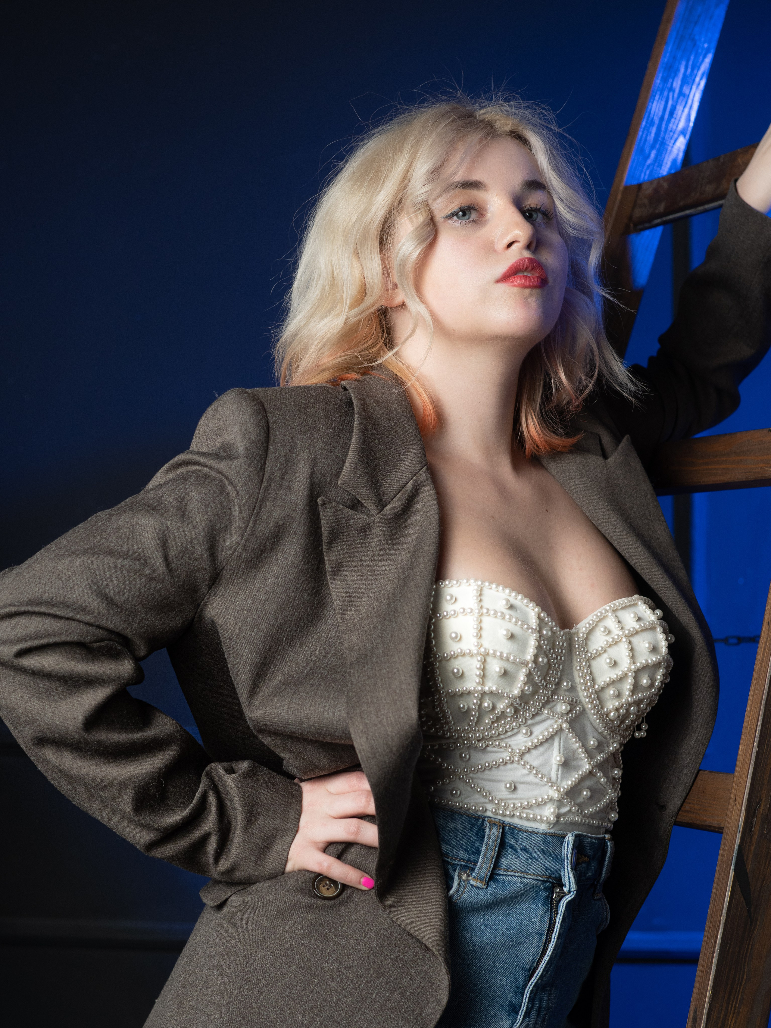 Студийная фотосессия для девушки. Яростный фотолюбитель Vervie Vitoe