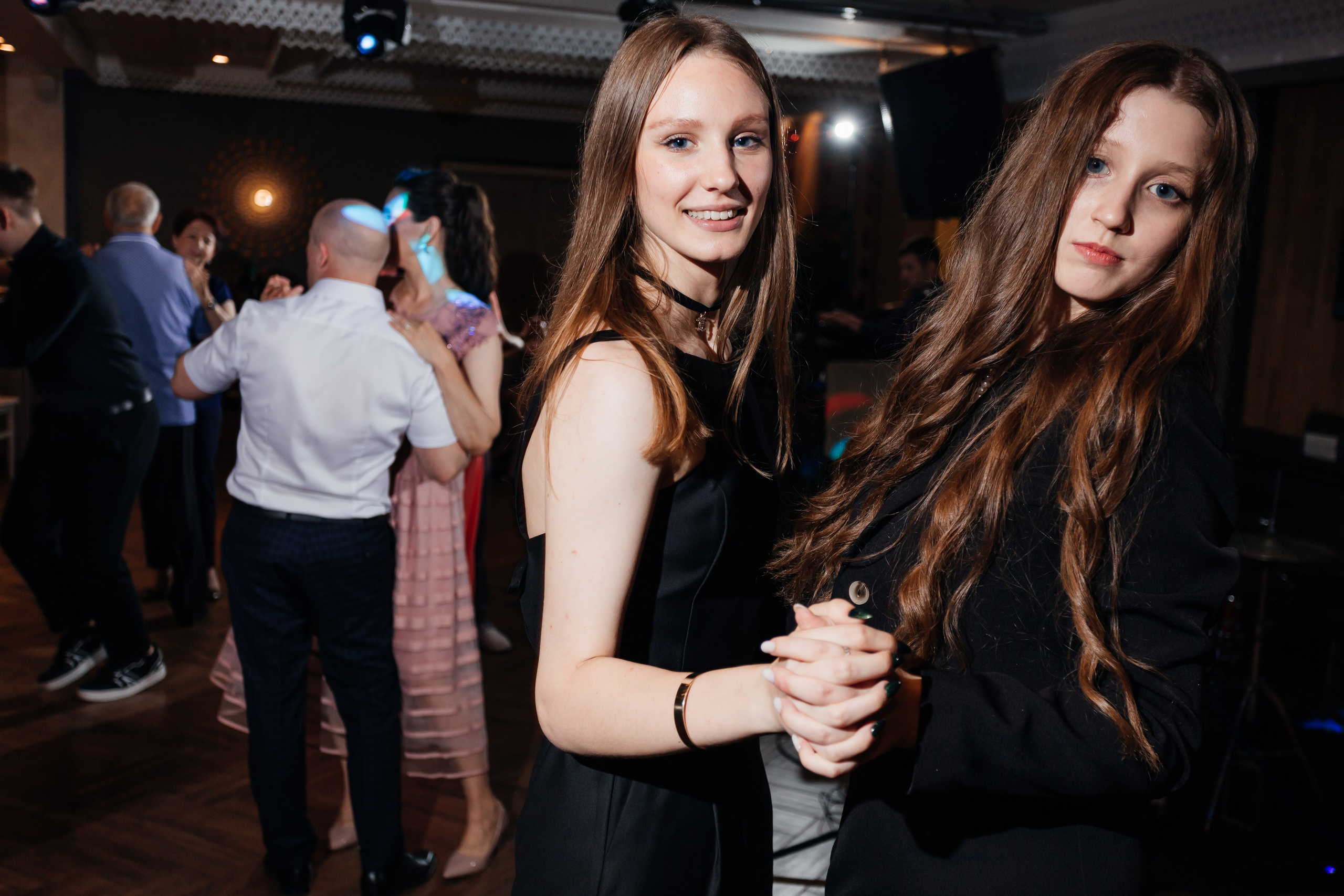 Выпускной 11 «А». Школа № 42. Свадебный фотограф в Краснодаре Николай Крауз