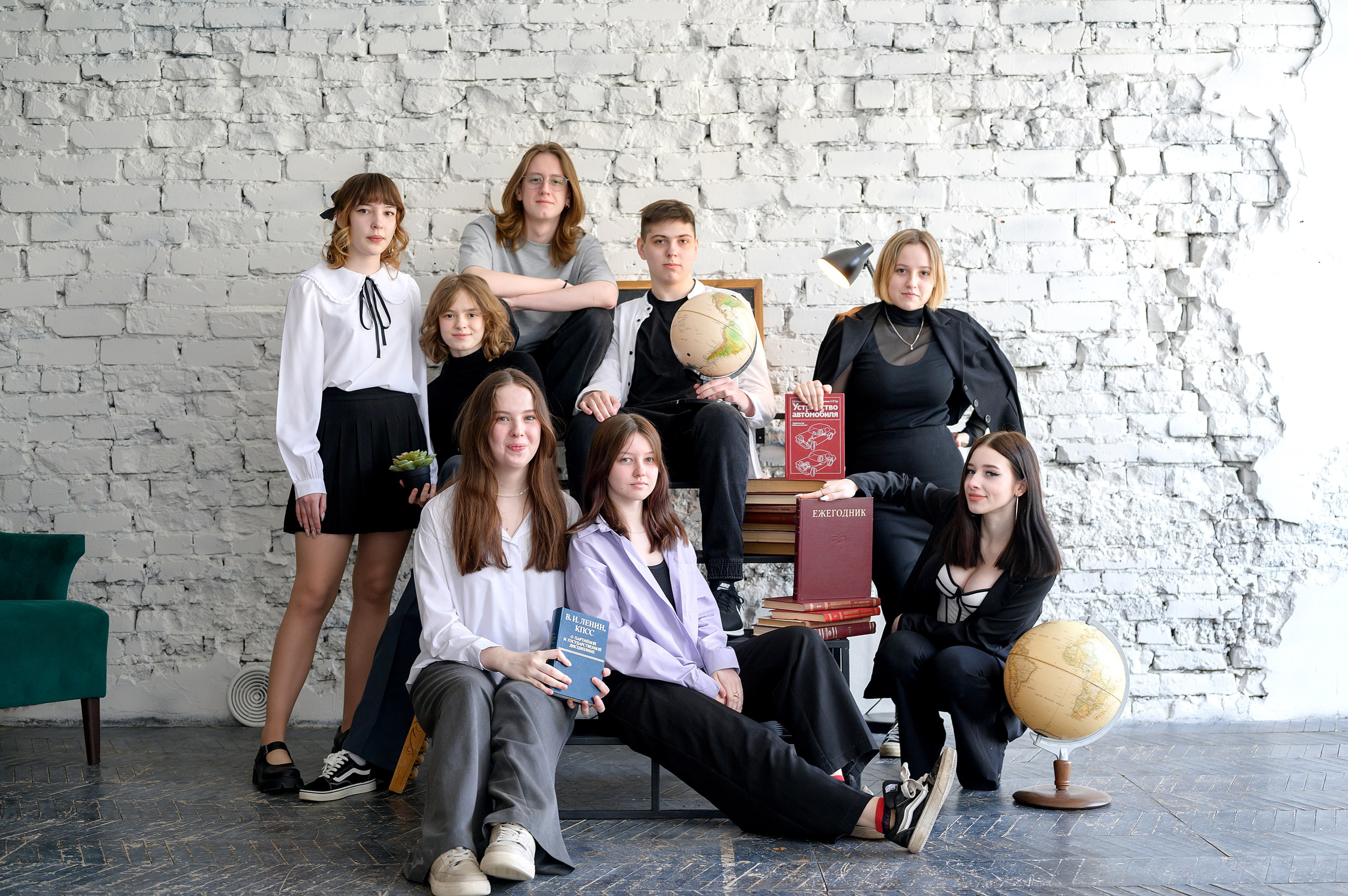 11 класс. студия. Фотограф новорожденных, семейный детский в Тюмени Татьяна Морозова