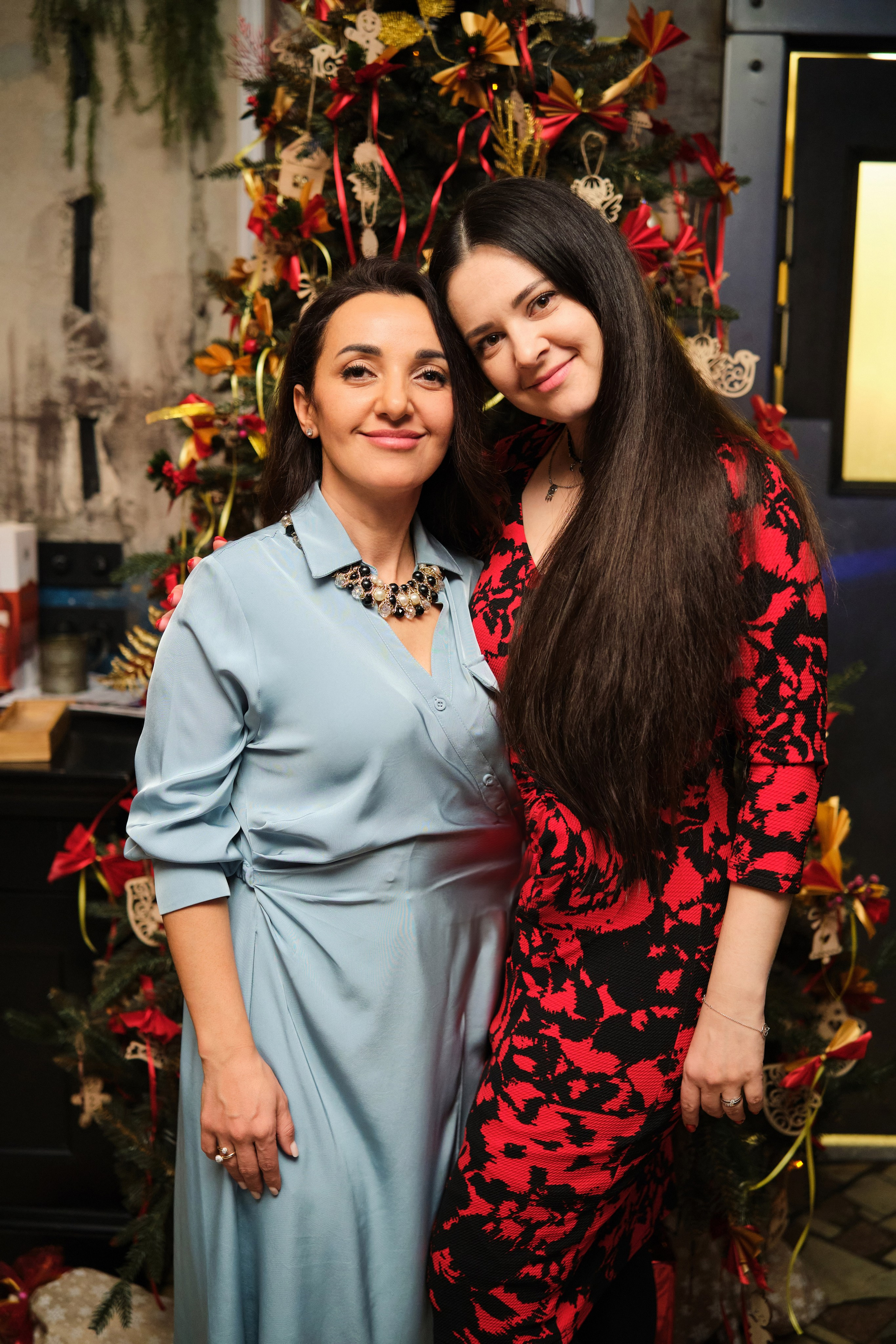 Фотосъёмка выпускного школы «Метатрикветра» в гастропабе «Особняк. Репортажный фотограф Дмитрий Литвинский. Минск, Беларусь, мир