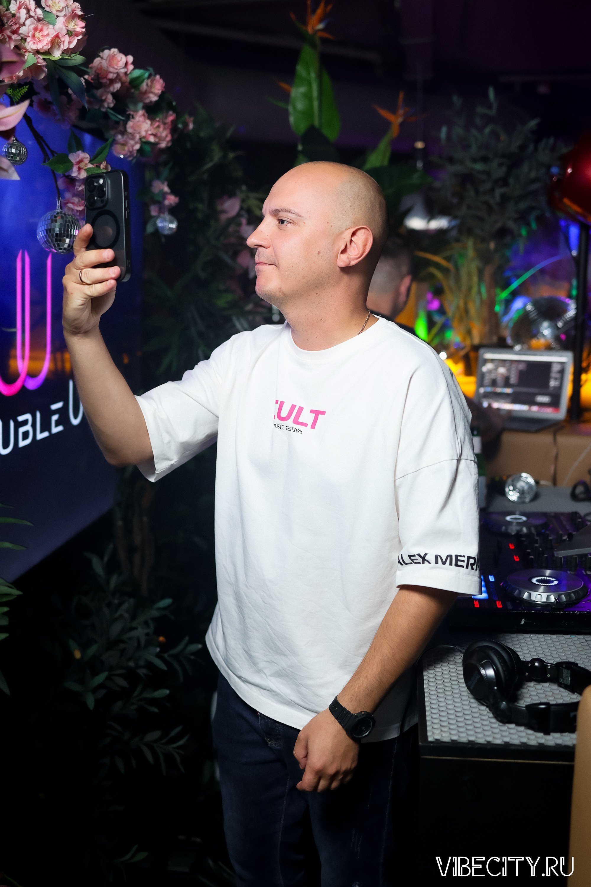 DOUBLE U. VIBECITY.RU Вайб Сити Ру Фоторепортажи Фотоотчеты Калининград