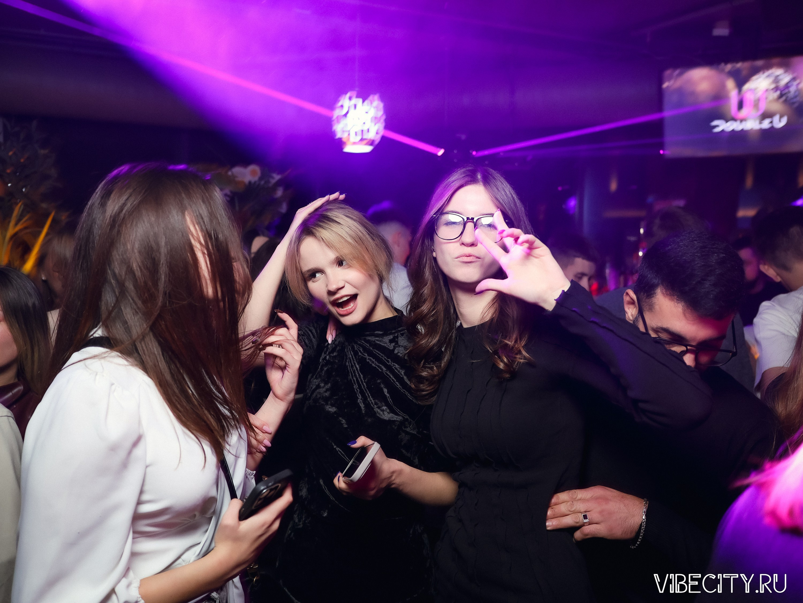 DOUBLE U. VIBECITY.RU Вайб Сити Ру Фоторепортажи Фотоотчеты Калининград