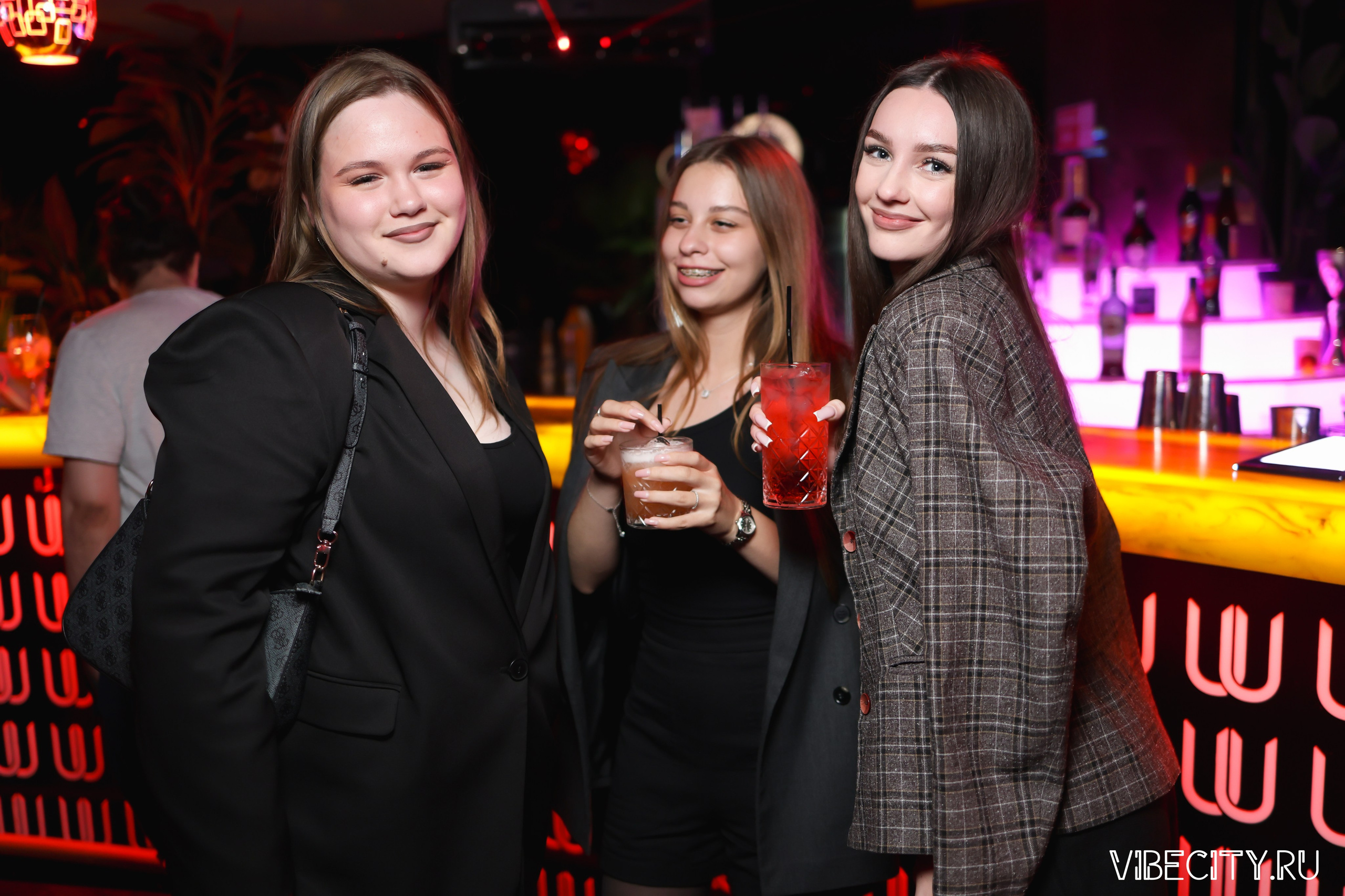 DOUBLE U. VIBECITY.RU Вайб Сити Ру Фоторепортажи Фотоотчеты Калининград