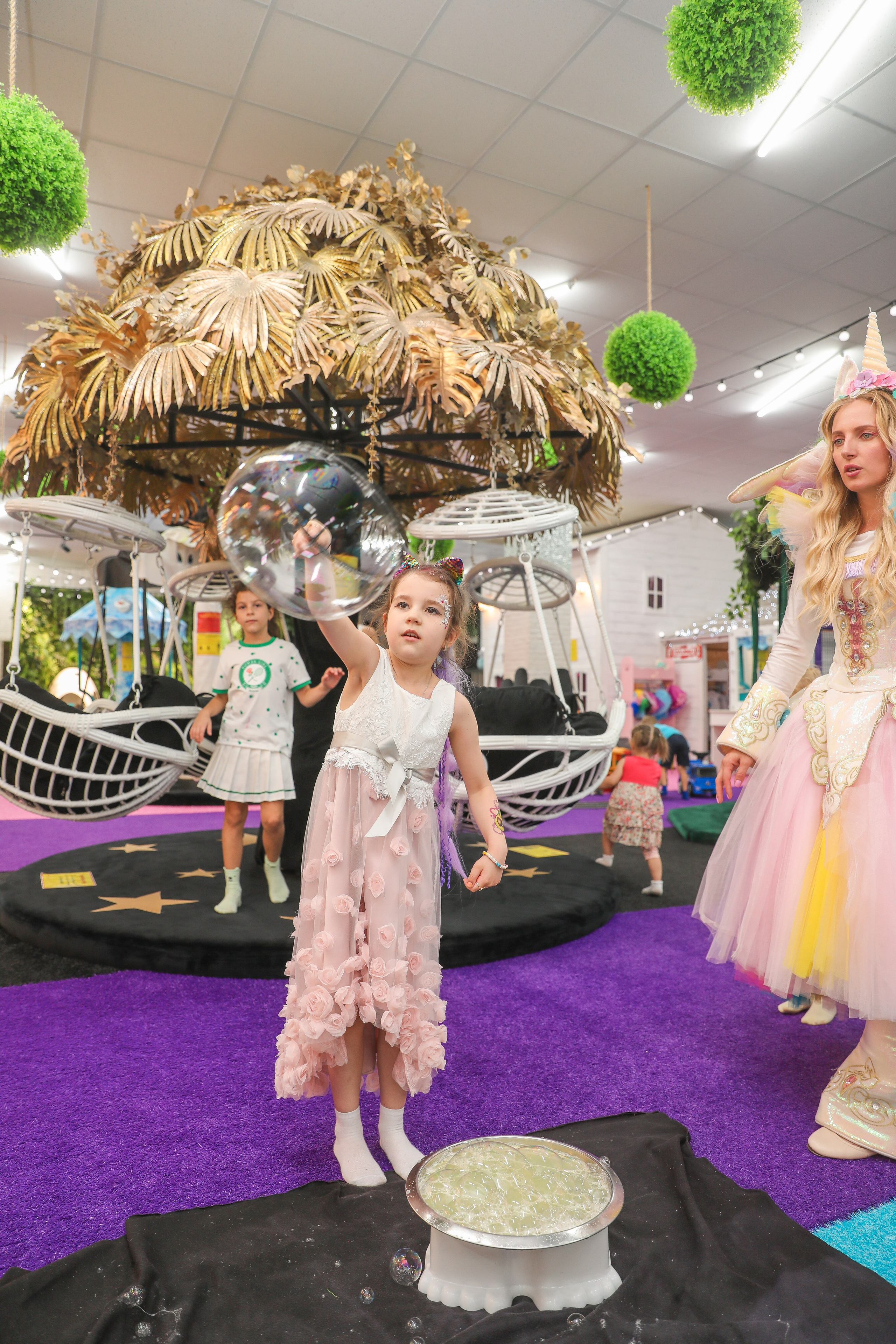 ДЕТСКИЕ МЕРОПРИЯТИЯ. Photographer Viktoriya Markushina «My world throug»