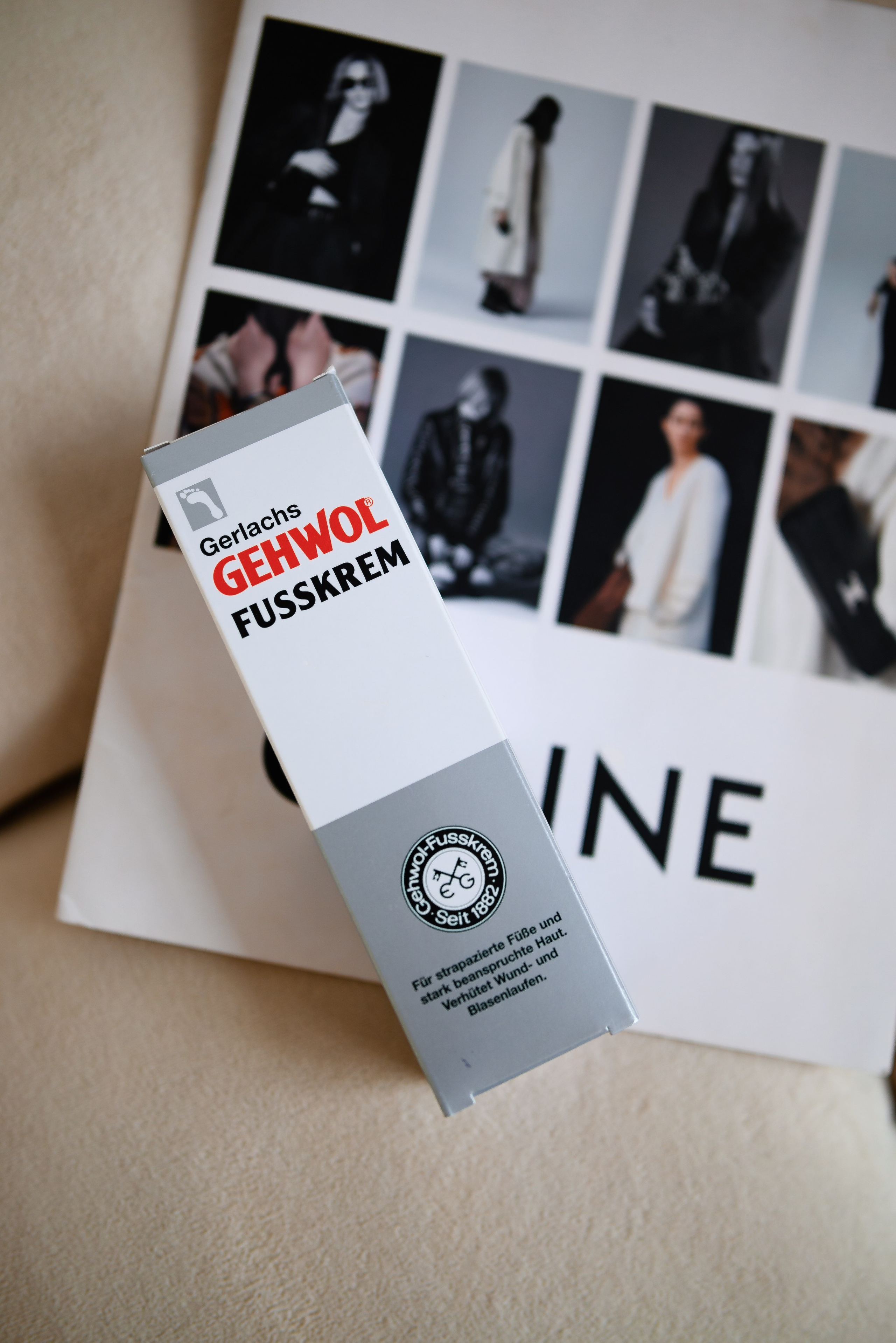 На ногтях. Фотограф Полина Вишневецкая г. Барнаул