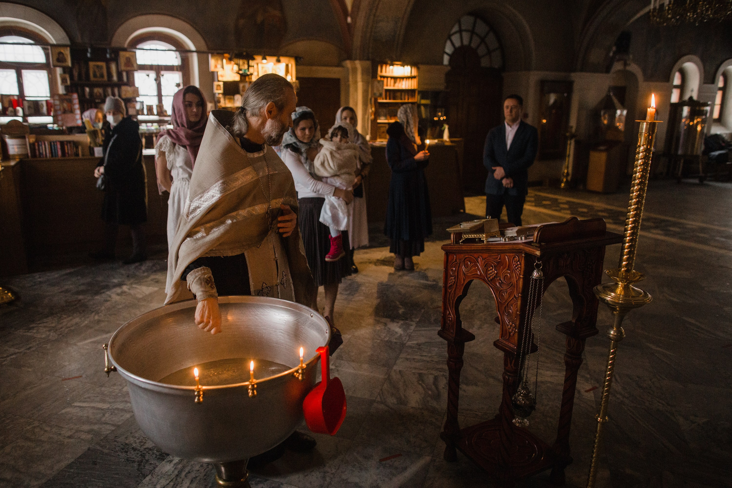 Крещение. Репортажный и свадебный фотограф в Москве Лена Таращенко