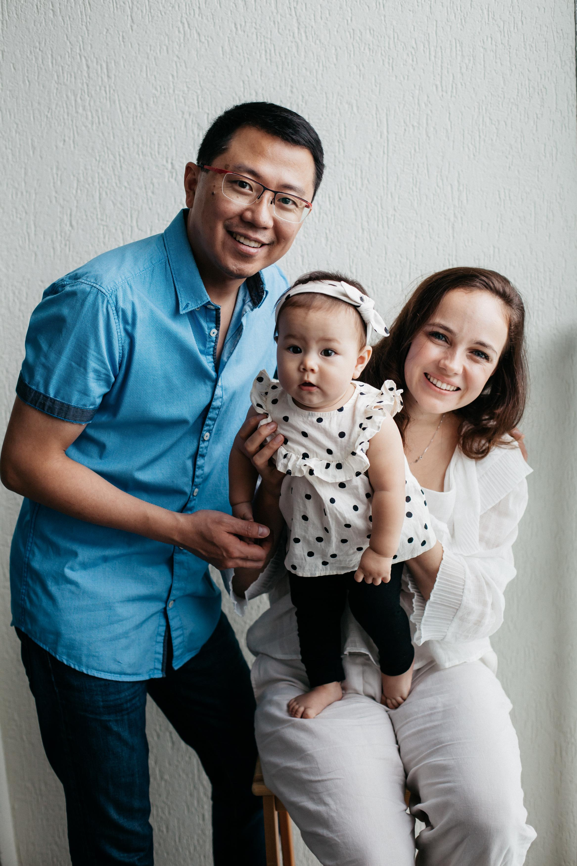 Какую одежду подобрать для домашней фотосессии. Семейный фотограф Трусова Евгения в Екатеринбурге