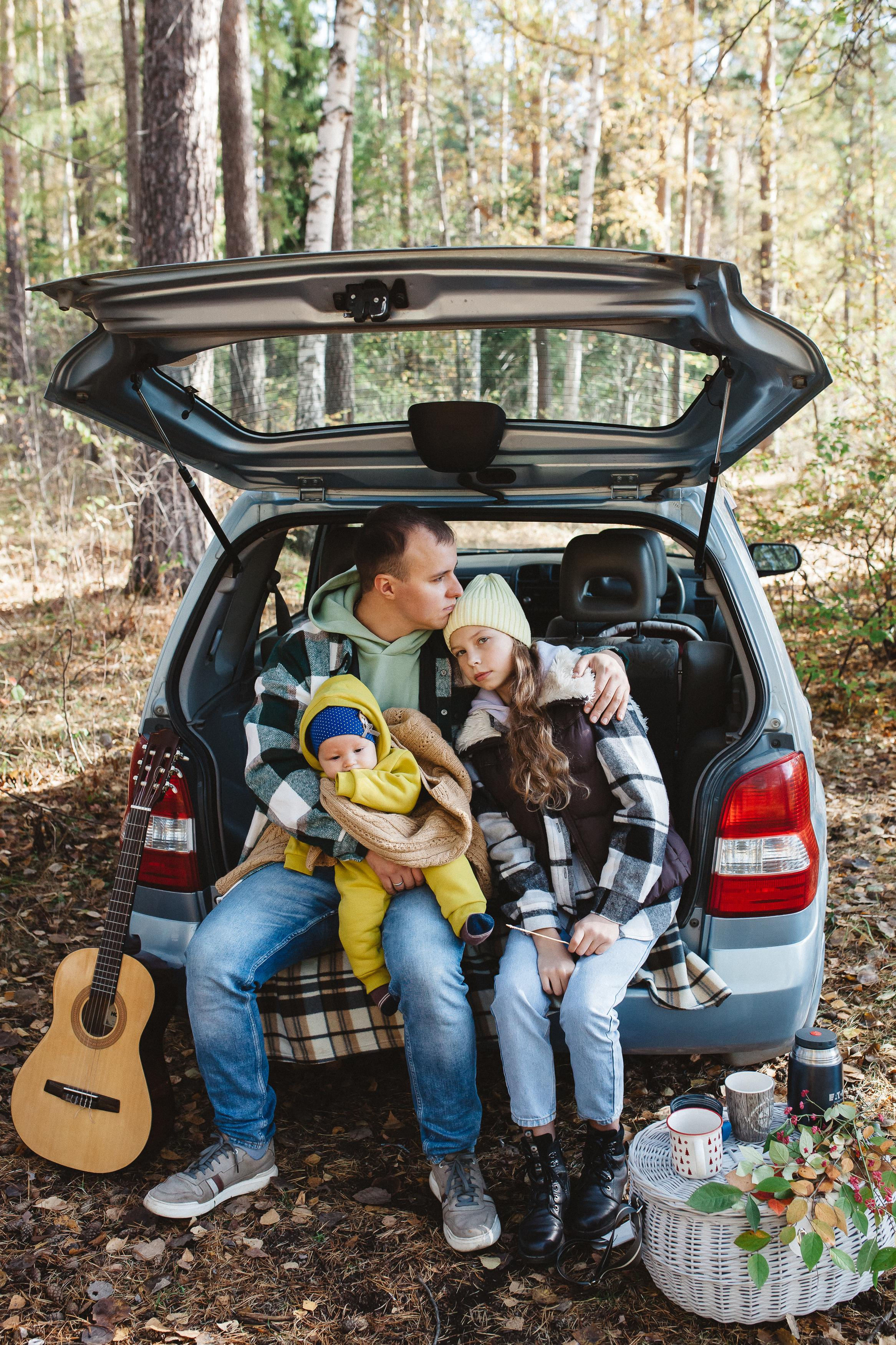 Антон, Надя, Даша, Лёва, бабушка и Циркон. Семейный фотограф Трусова Евгения в Екатеринбурге