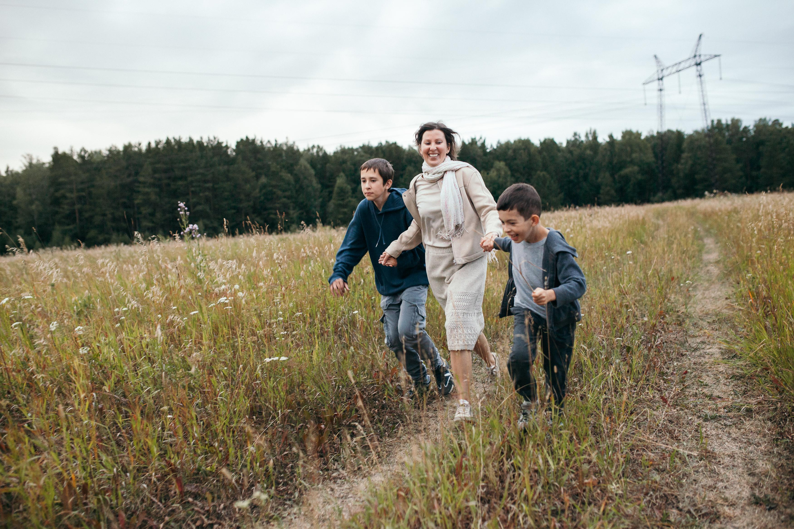 Мама Аня, Федя и Иван. Семейный фотограф Трусова Евгения в Екатеринбурге