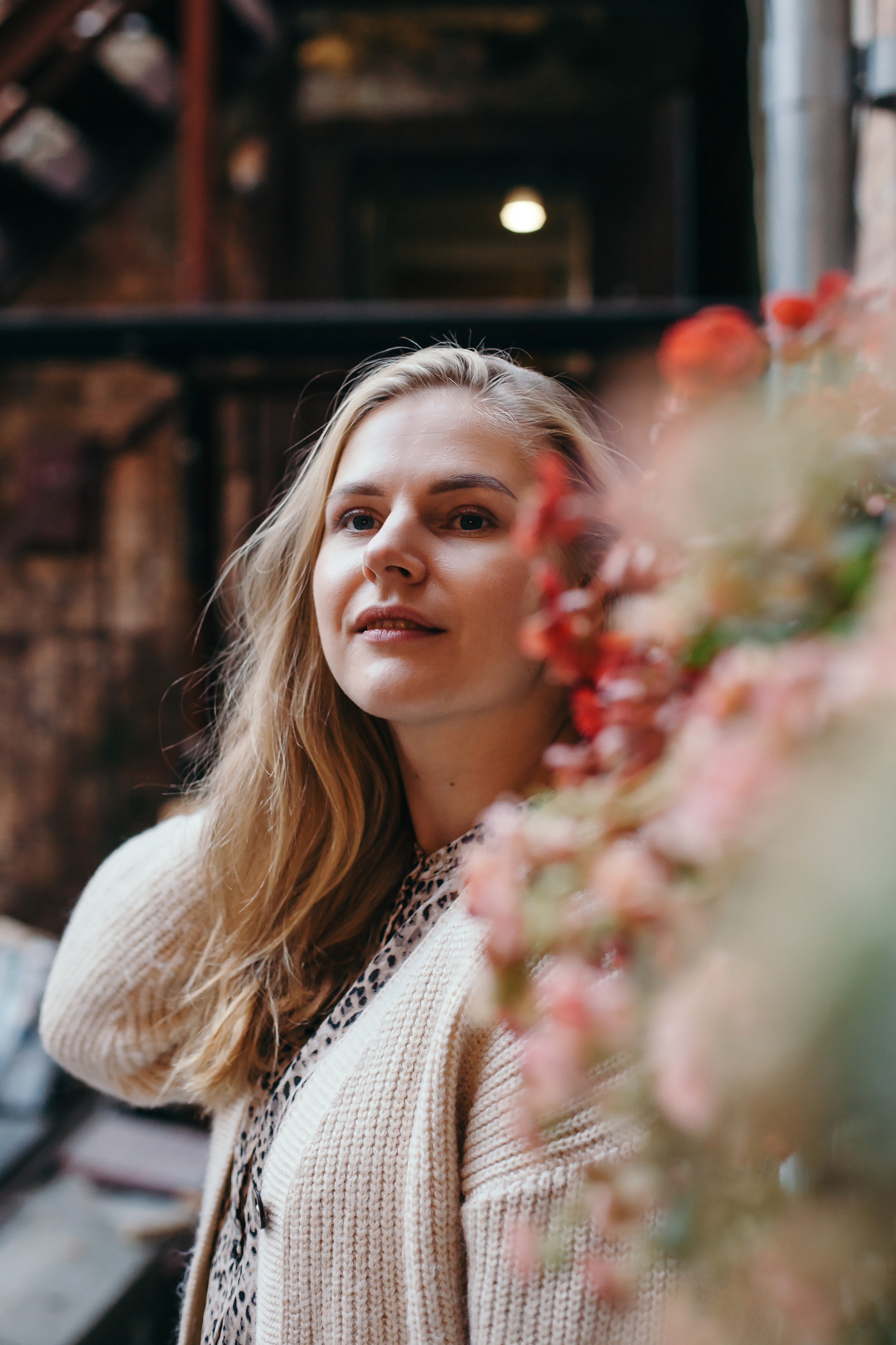 Аня, портреты в кафе. Семейный фотограф Трусова Евгения в Екатеринбурге