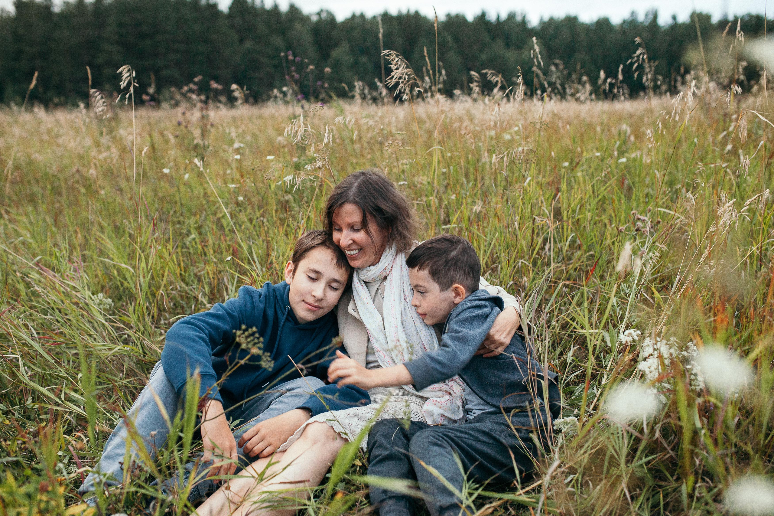 Мама Аня, Федя и Иван. Семейный фотограф Трусова Евгения в Екатеринбурге