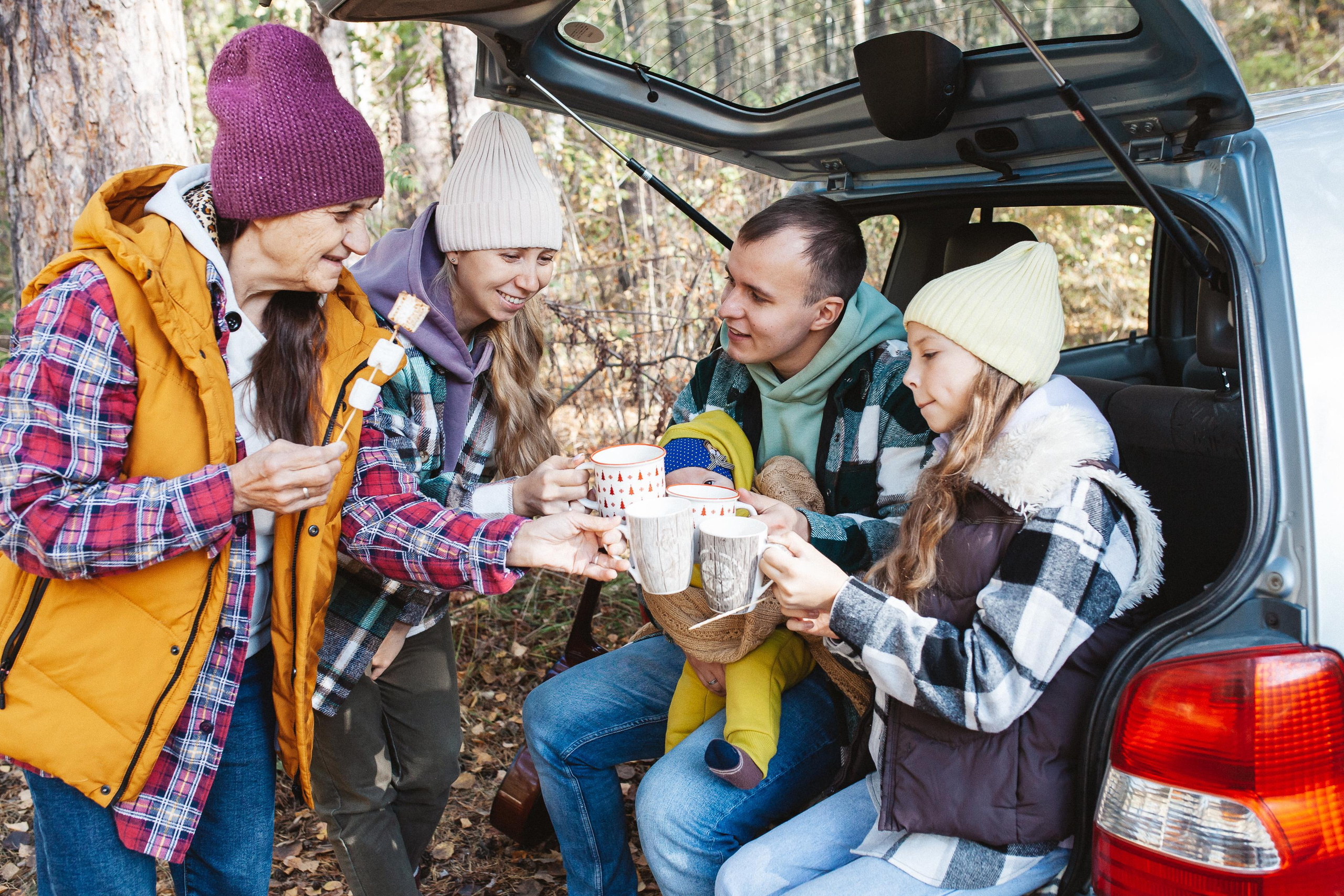 Антон, Надя, Даша, Лёва, бабушка и Циркон. Семейный фотограф Трусова Евгения в Екатеринбурге