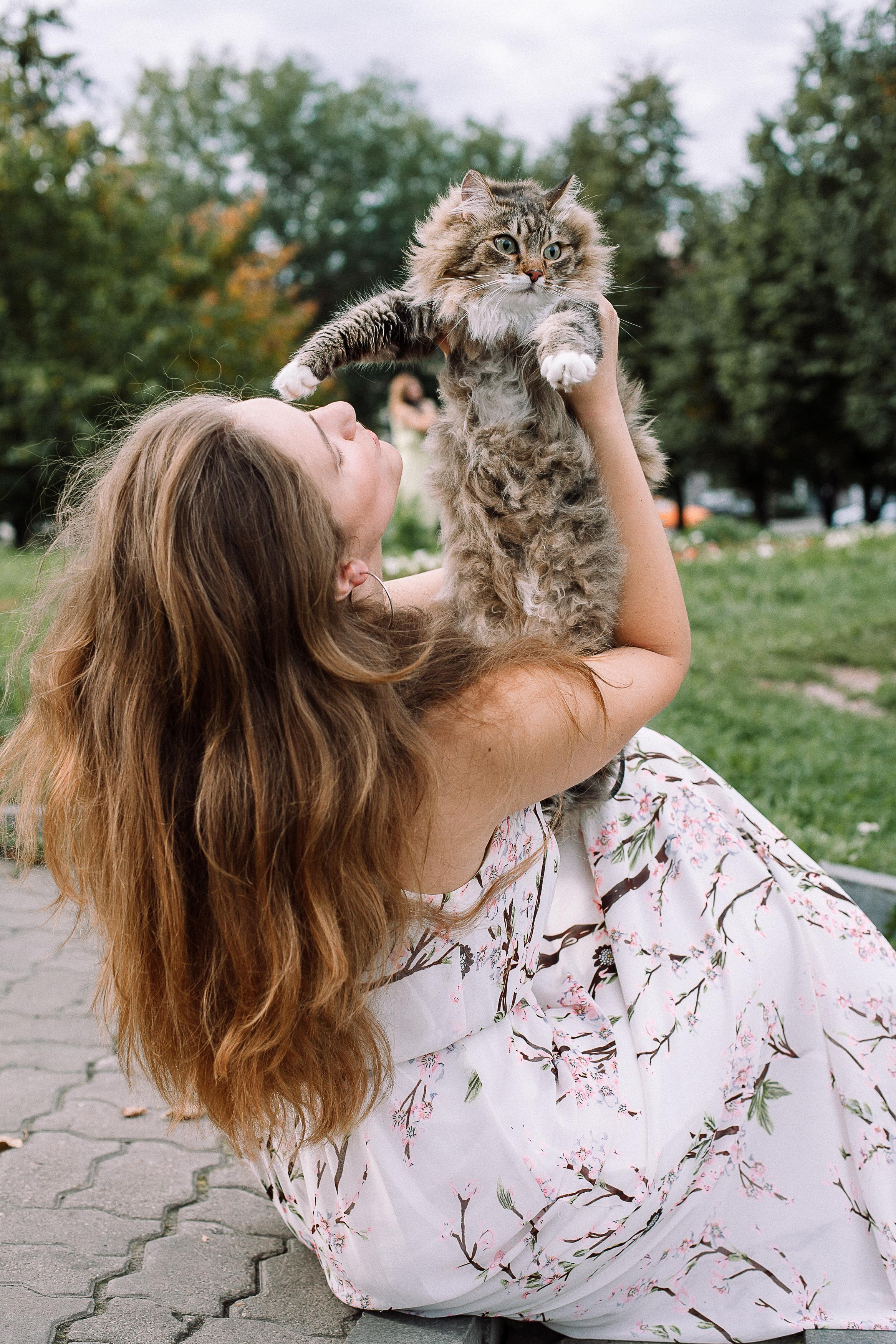 Кристина с питомцами. Семейный фотограф Трусова Евгения в Екатеринбурге
