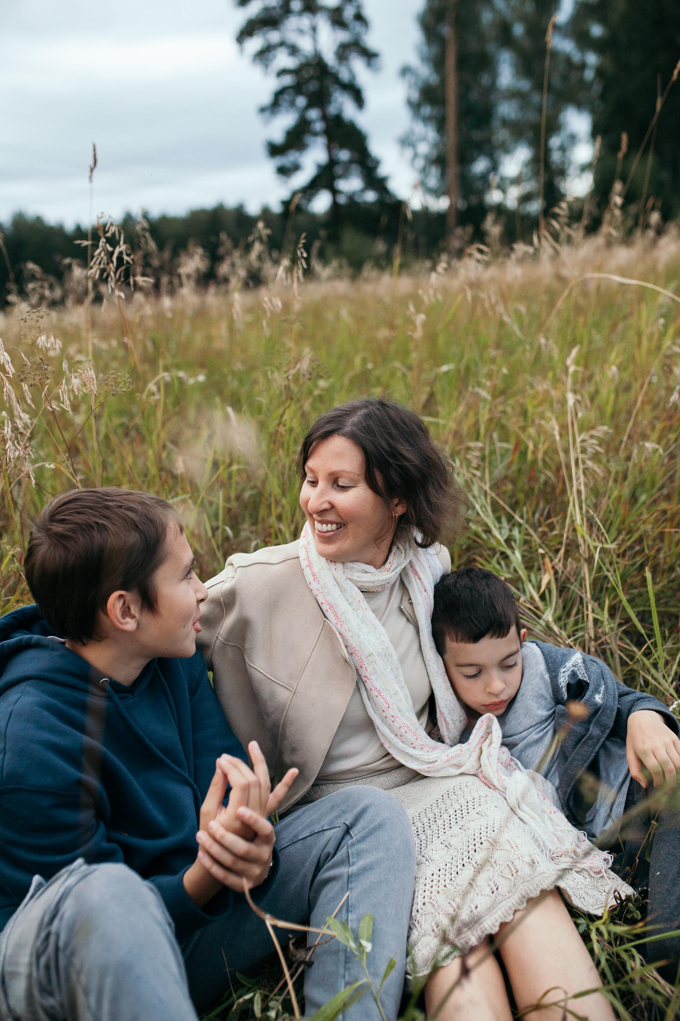 Мама Аня, Федя и Иван. Семейный фотограф Трусова Евгения в Екатеринбурге