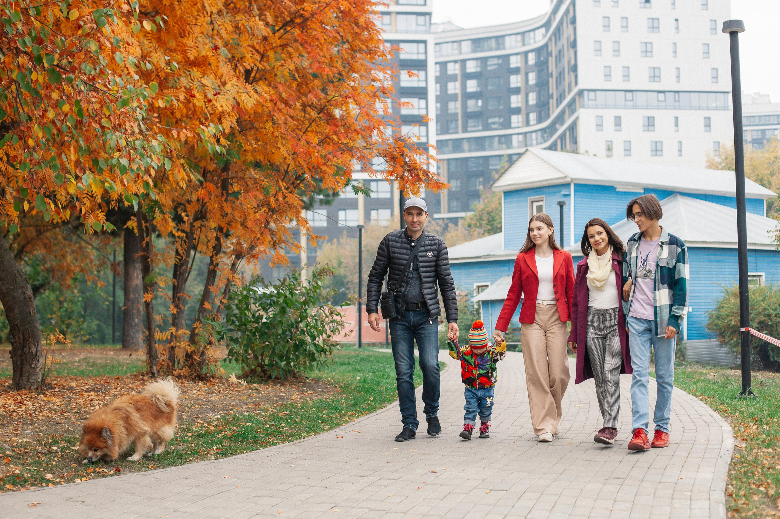 Сергей, Настя, Лера, Влад, Ксюша и Буч. Семейный фотограф Трусова Евгения в Екатеринбурге