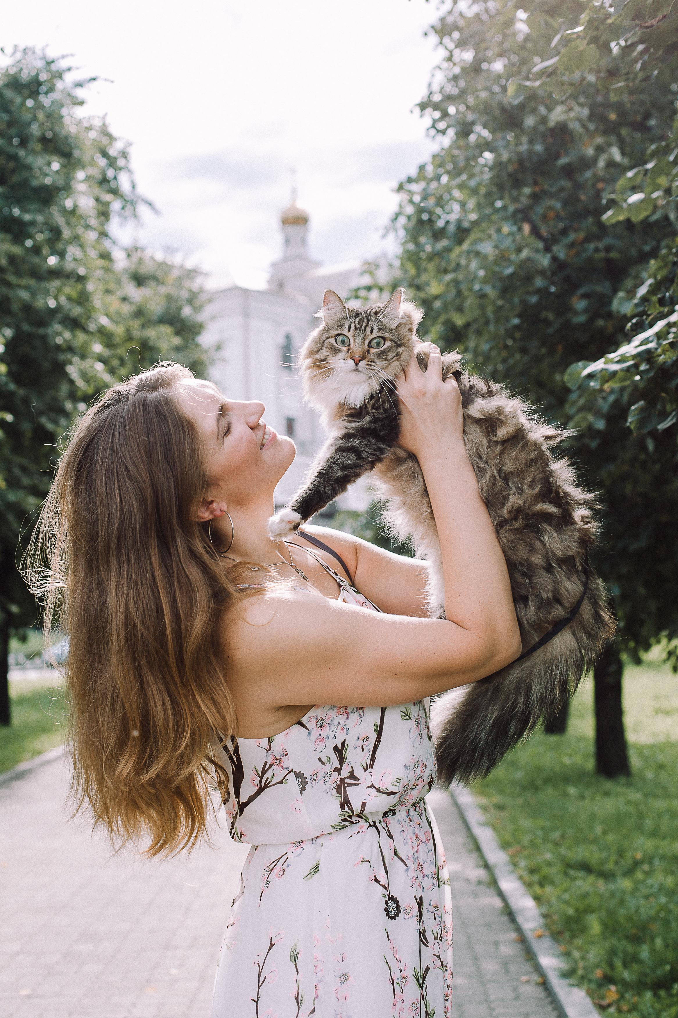 Кристина с питомцами. Семейный фотограф Трусова Евгения в Екатеринбурге