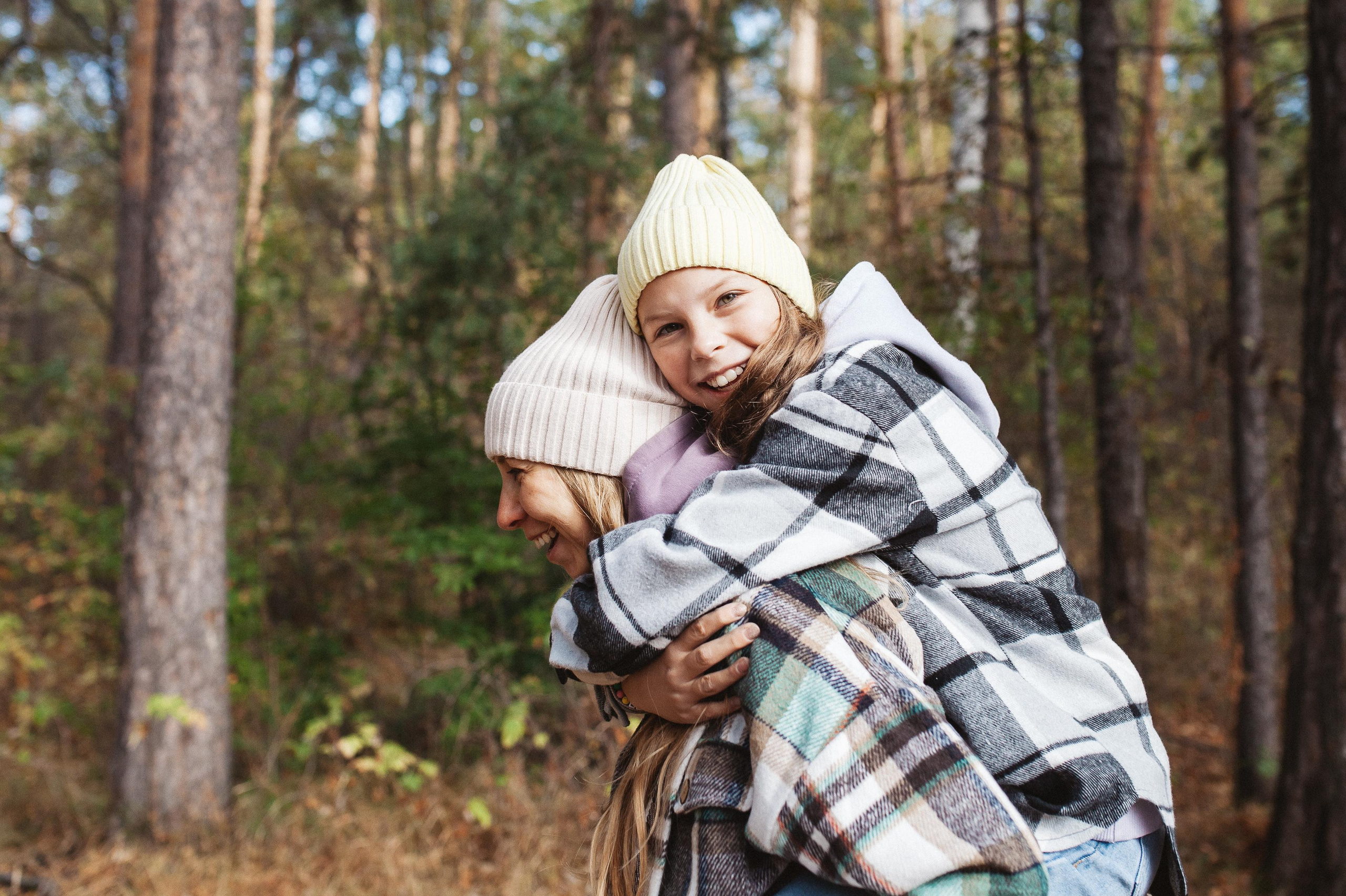 Антон, Надя, Даша, Лёва, бабушка и Циркон. Семейный фотограф Трусова Евгения в Екатеринбурге
