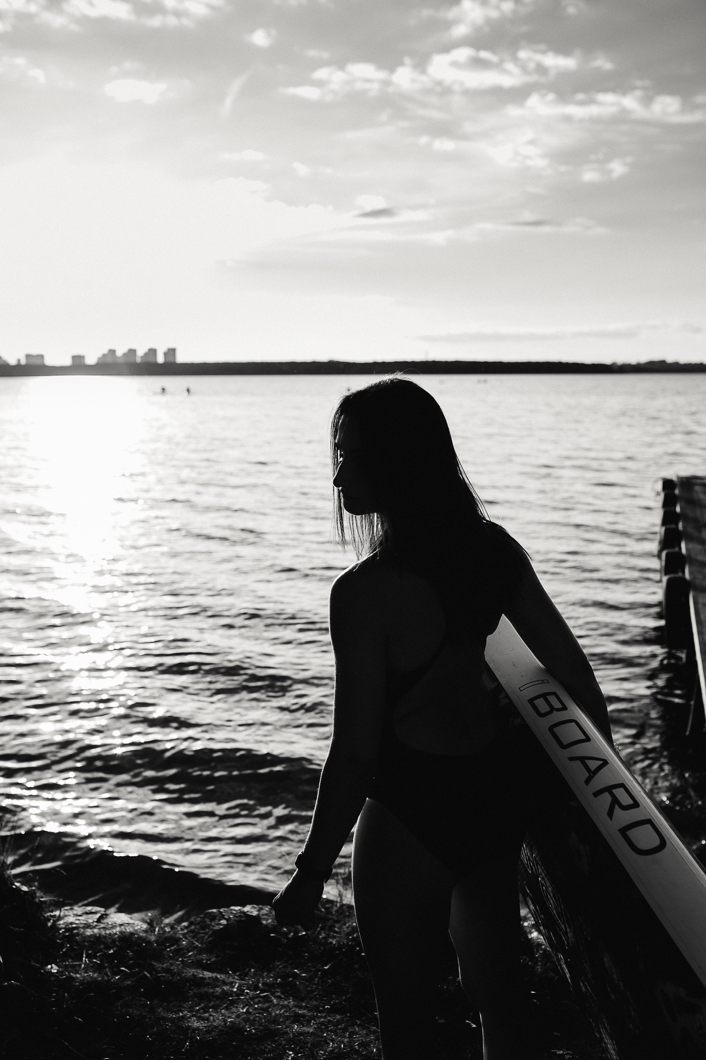 Маша и Юля на сапбордах. Семейный фотограф Трусова Евгения в Екатеринбурге