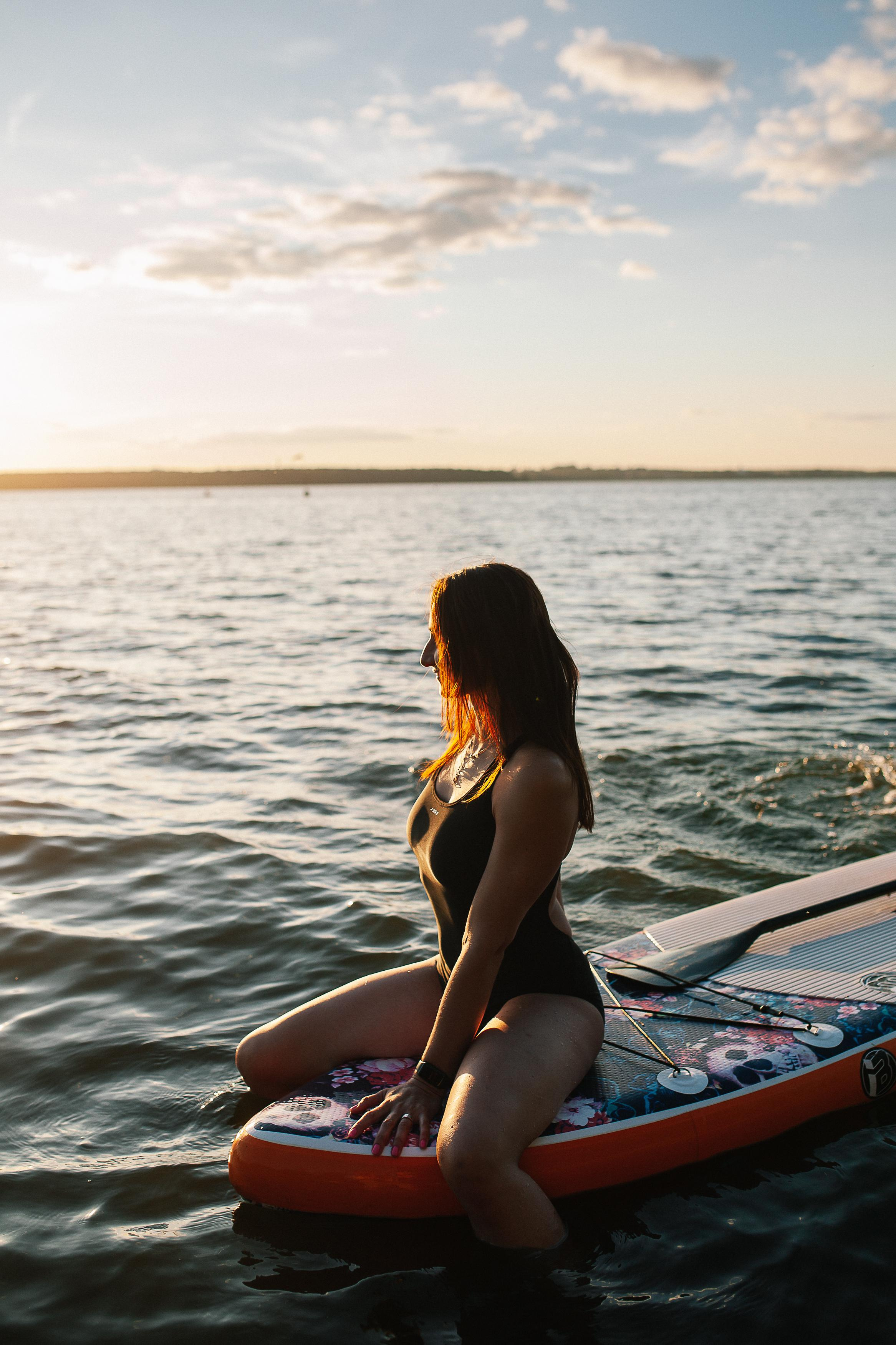 Маша и Юля на сапбордах. Семейный фотограф Трусова Евгения в Екатеринбурге
