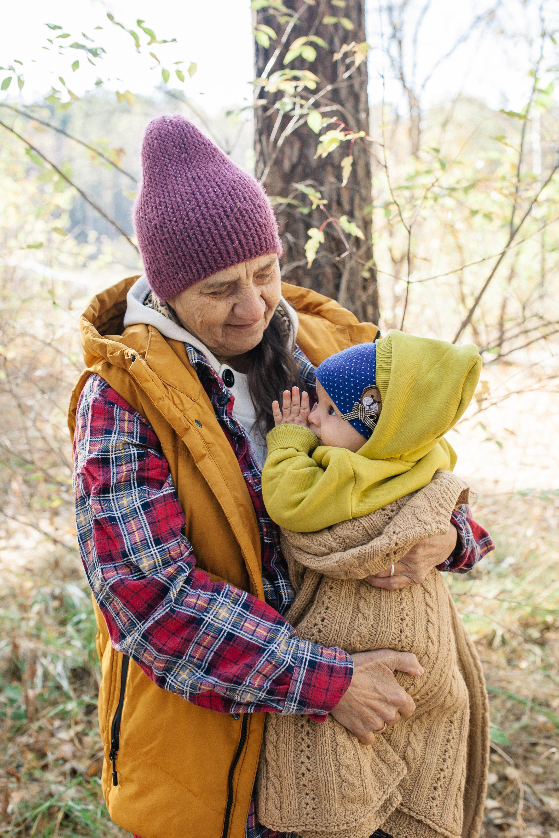 Антон, Надя, Даша, Лёва, бабушка и Циркон. Семейный фотограф Трусова Евгения в Екатеринбурге