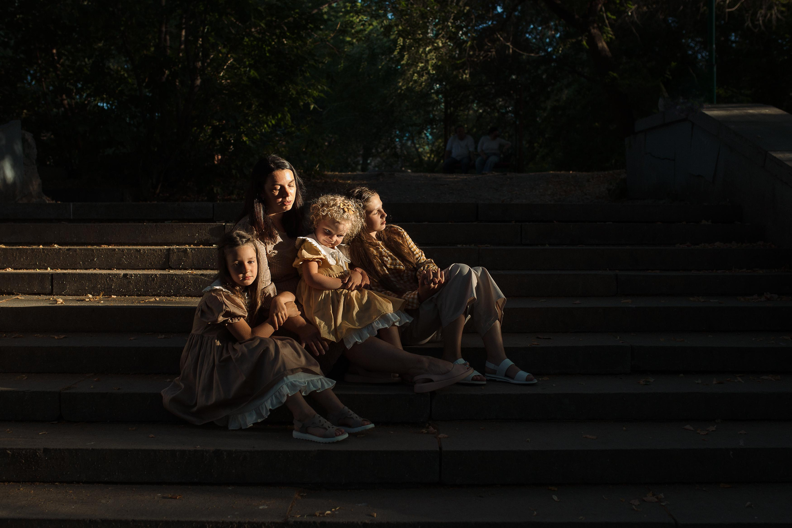 Дима, Марина, Олеся, Алёна и Милана. Семейный фотограф Трусова Евгения в Екатеринбурге