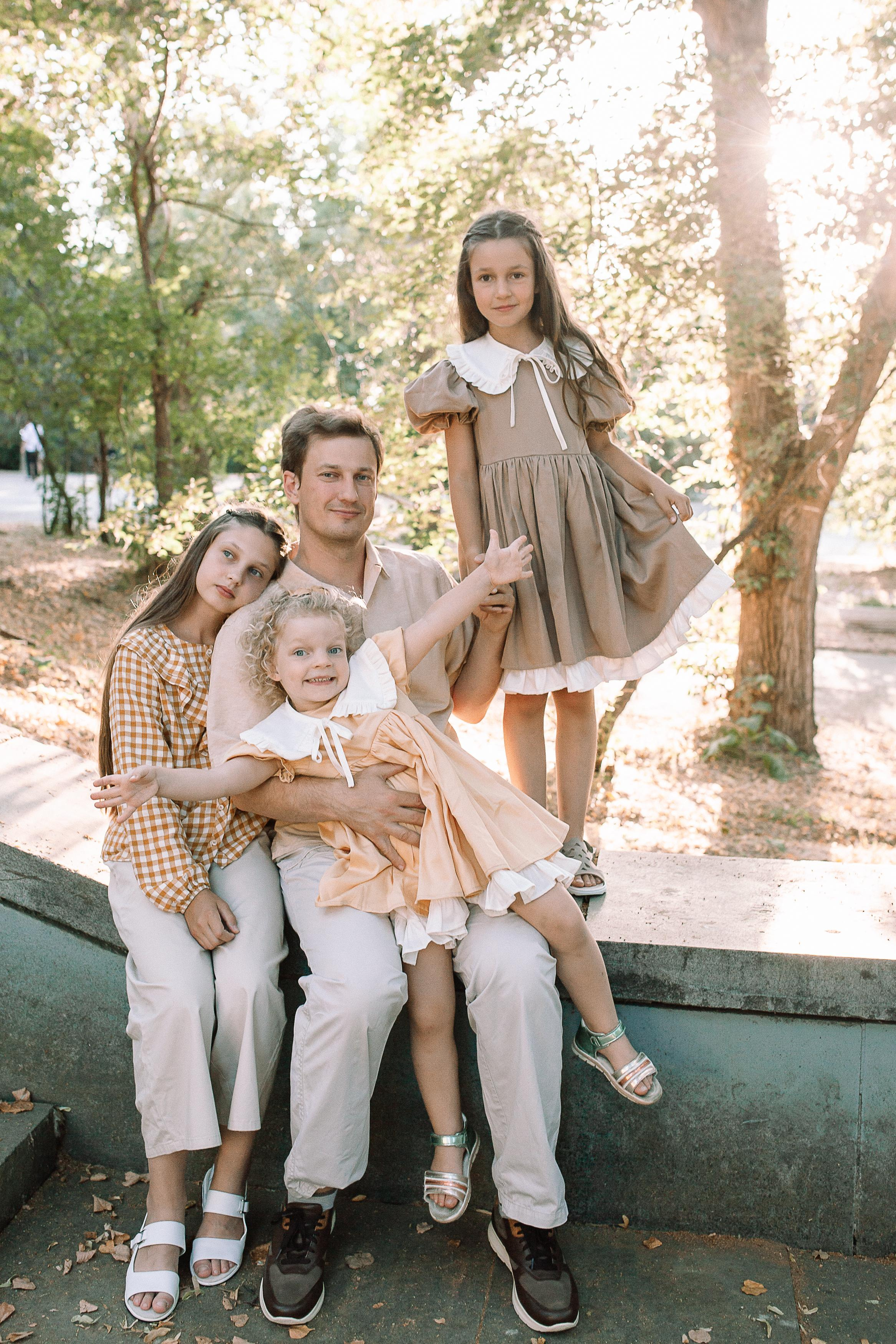 Дима, Марина, Олеся, Алёна и Милана. Семейный фотограф Трусова Евгения в Екатеринбурге