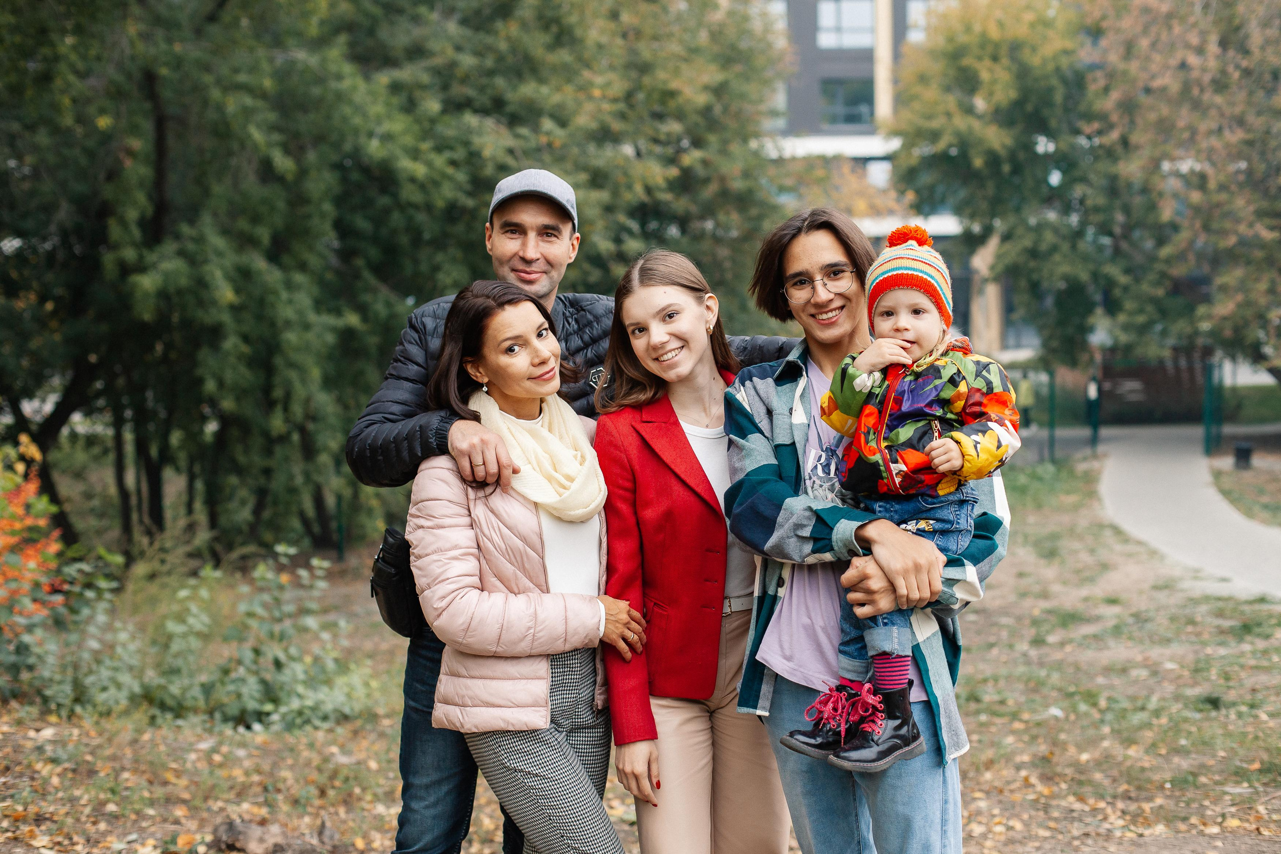 Сергей, Настя, Лера, Влад, Ксюша и Буч. Семейный фотограф Трусова Евгения в Екатеринбурге