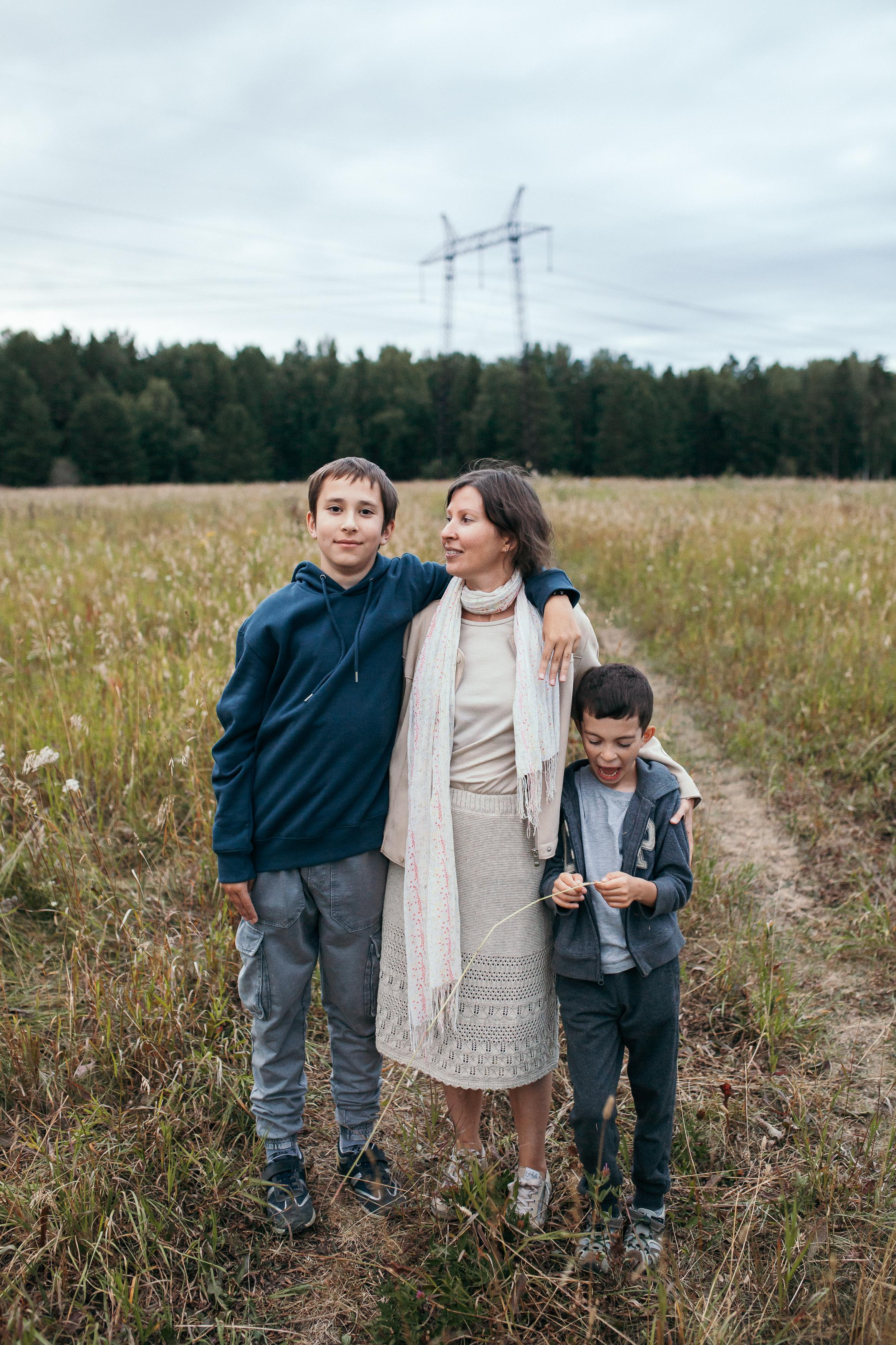 Мама Аня, Федя и Иван. Семейный фотограф Трусова Евгения в Екатеринбурге
