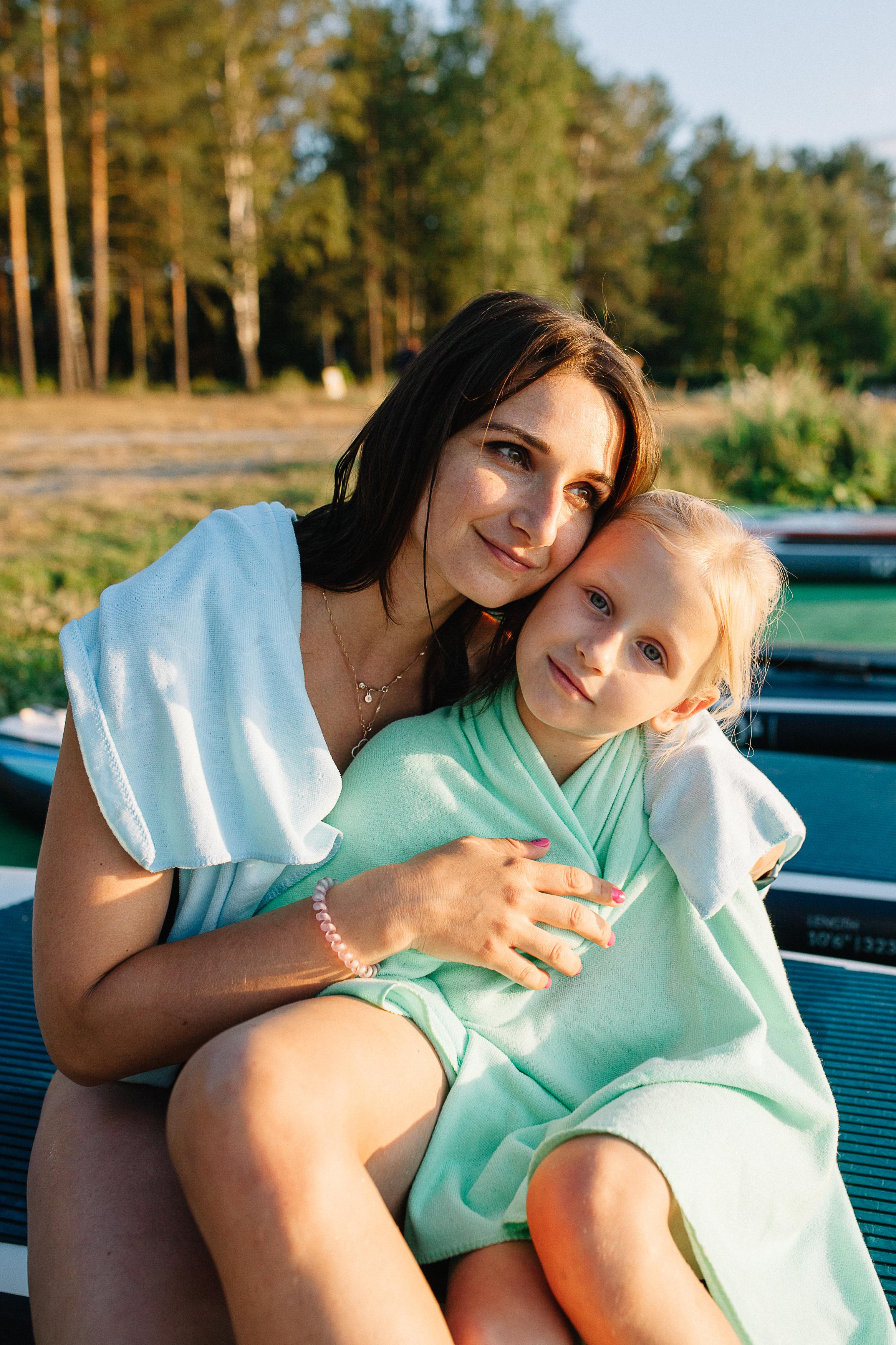 Маша и Юля на сапбордах. Семейный фотограф Трусова Евгения в Екатеринбурге