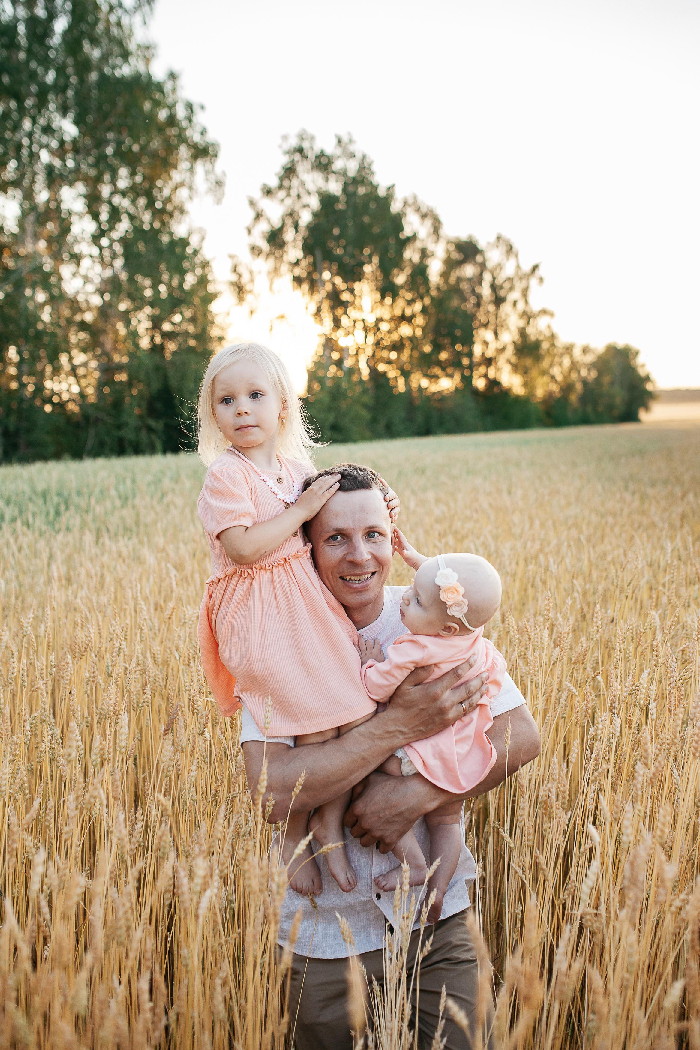 Саша, Оля, Тася и Ксюнечка. Семейный фотограф Трусова Евгения в Екатеринбурге