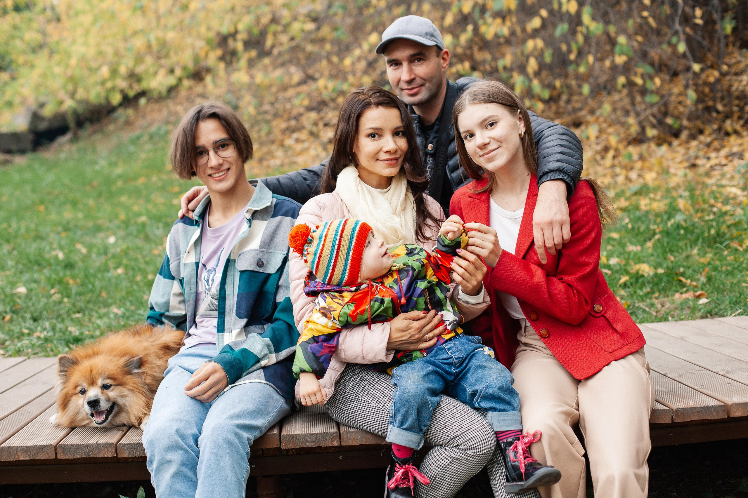 Сергей, Настя, Лера, Влад, Ксюша и Буч. Семейный фотограф Трусова Евгения в Екатеринбурге