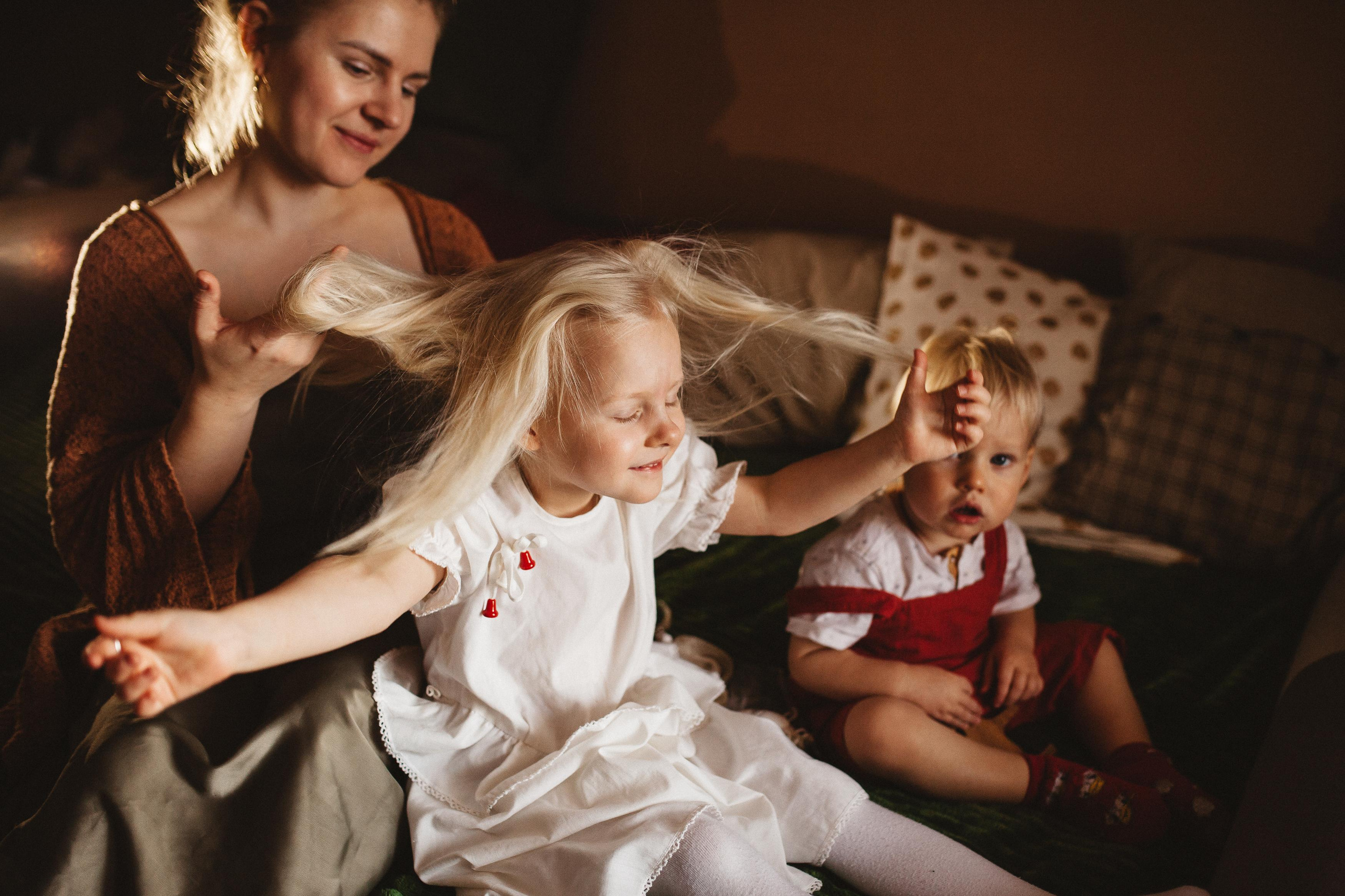 Какую одежду подобрать для домашней фотосессии. Семейный фотограф Трусова Евгения в Екатеринбурге