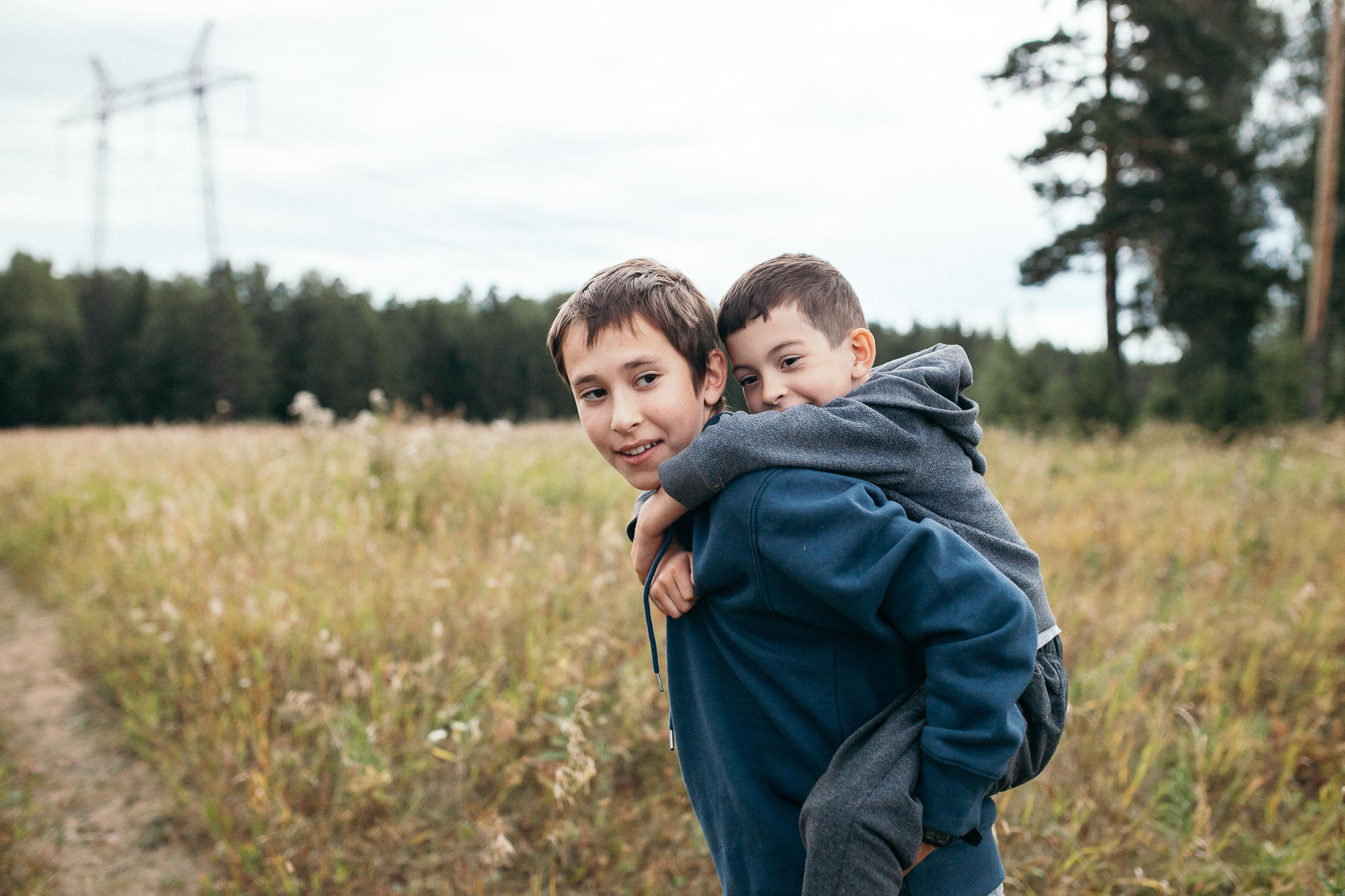 Мама Аня, Федя и Иван. Семейный фотограф Трусова Евгения в Екатеринбурге